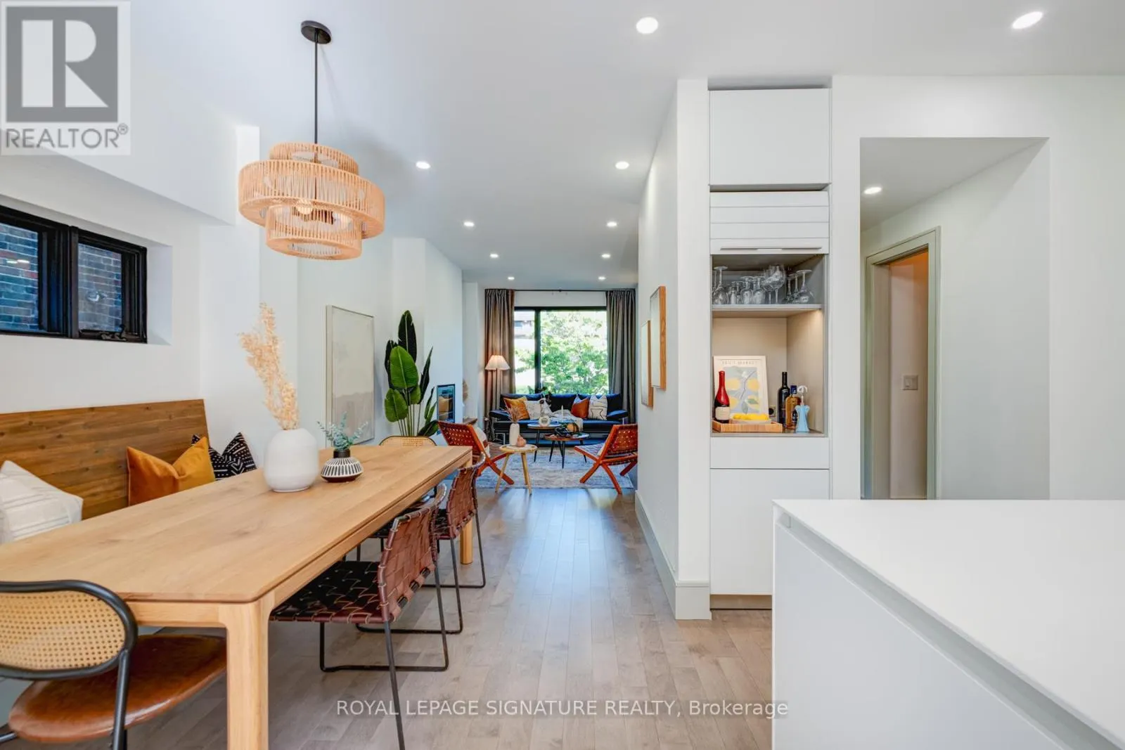 6 MACNAUGHTON ROAD