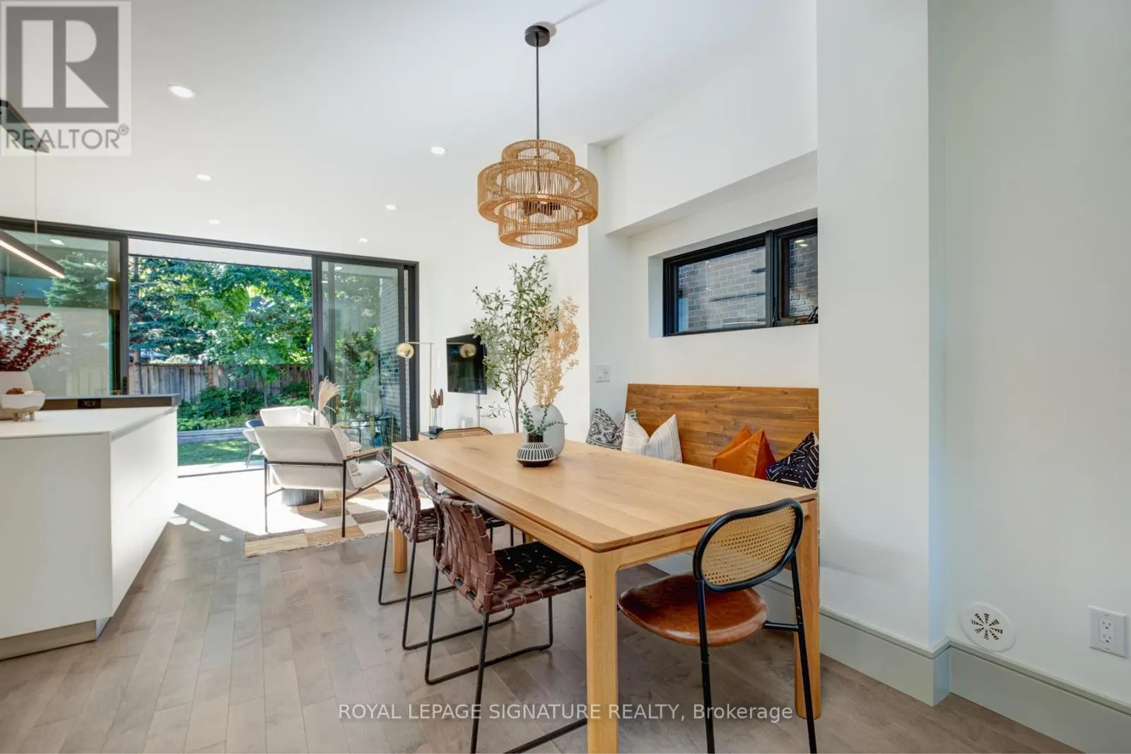 6 MACNAUGHTON ROAD