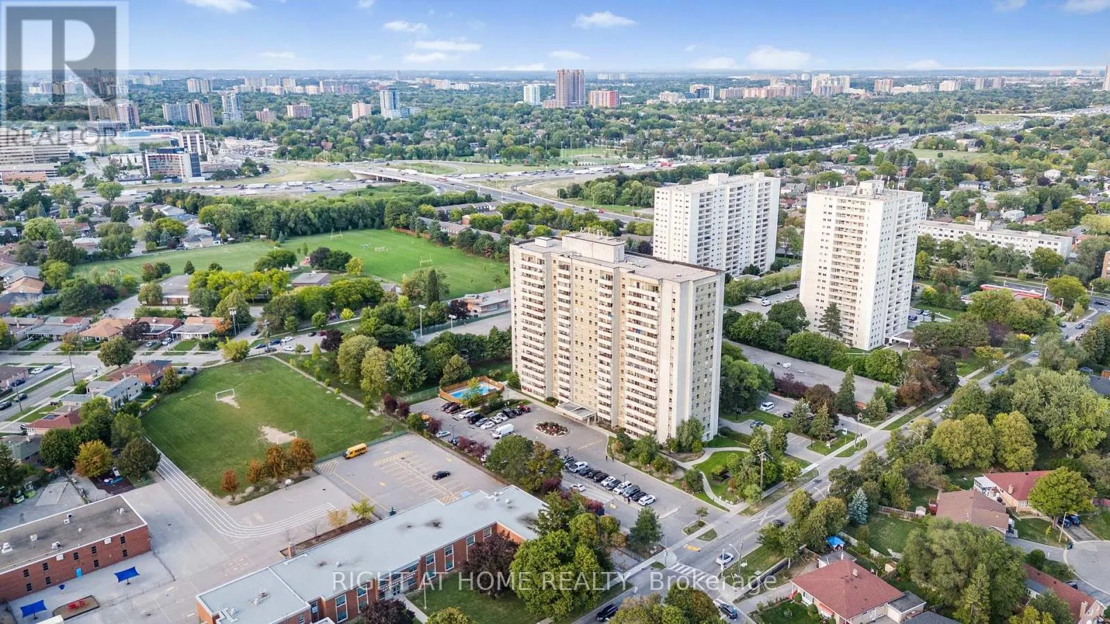 1610 - 1338 YORK MILLS ROAD