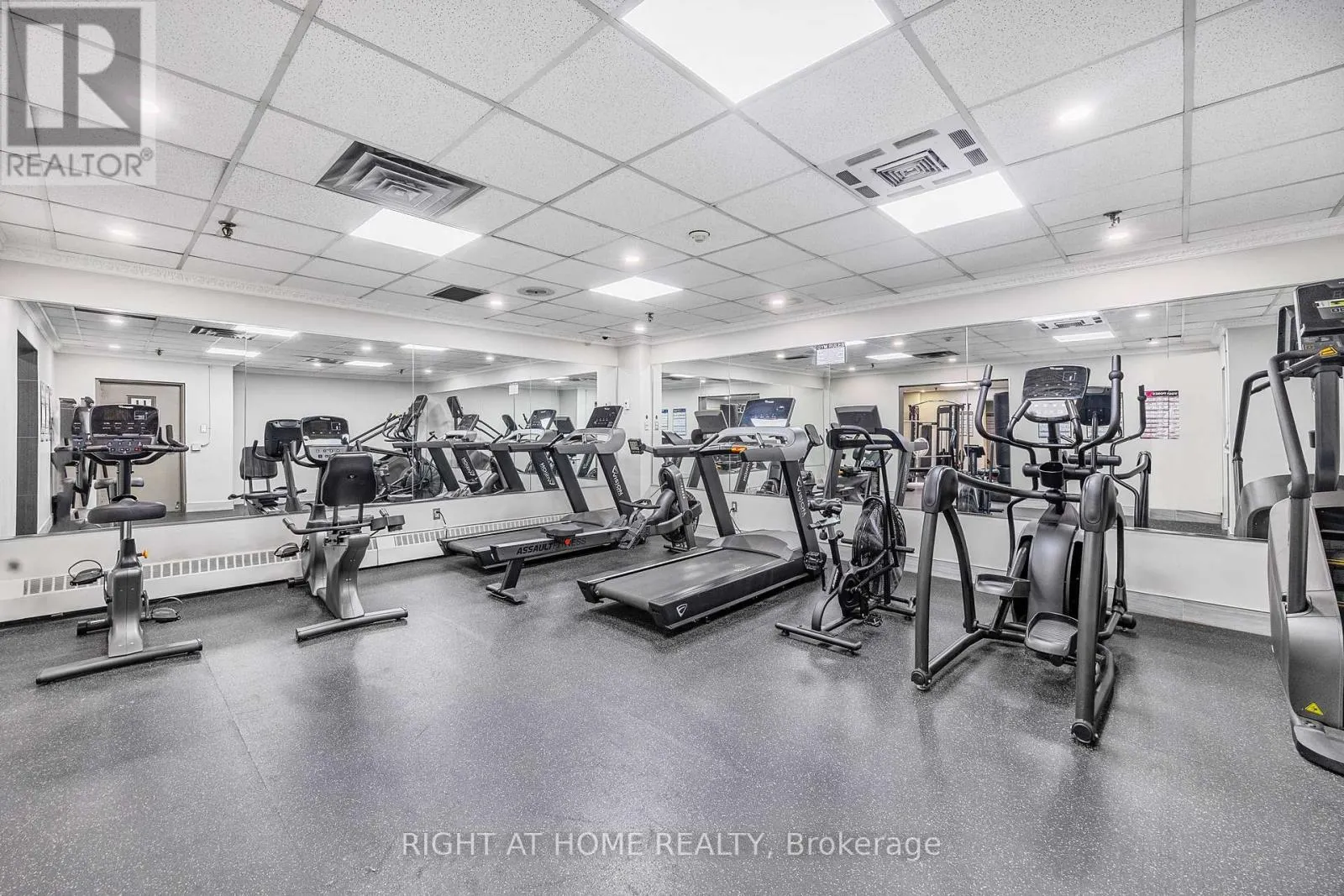 1610 - 1338 YORK MILLS ROAD