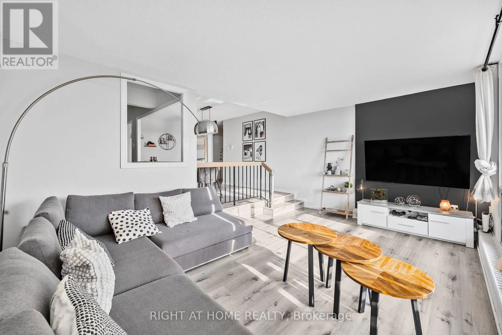 1610 - 1338 YORK MILLS ROAD