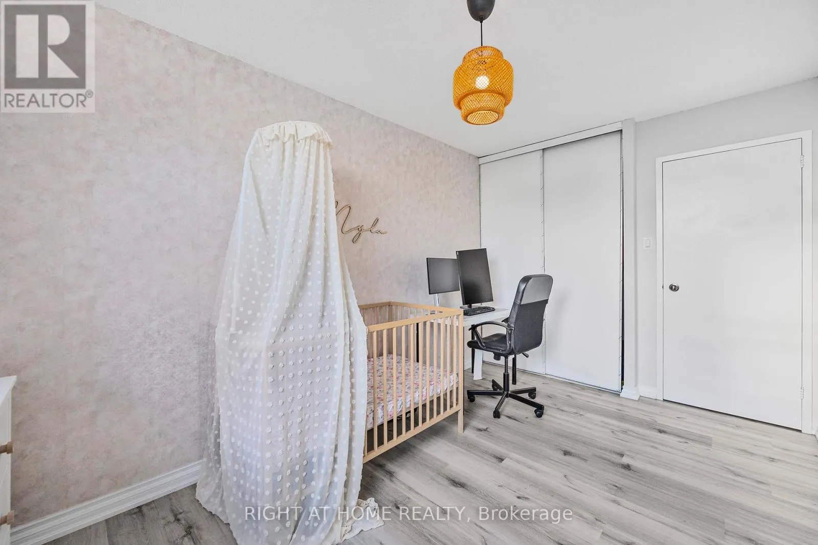 1610 - 1338 YORK MILLS ROAD