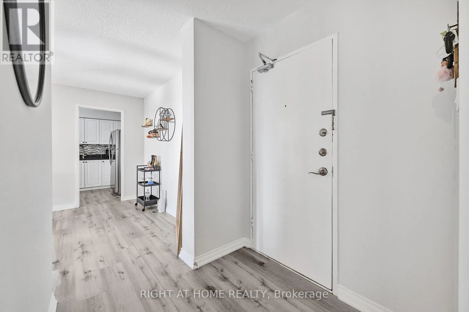 1610 - 1338 YORK MILLS ROAD