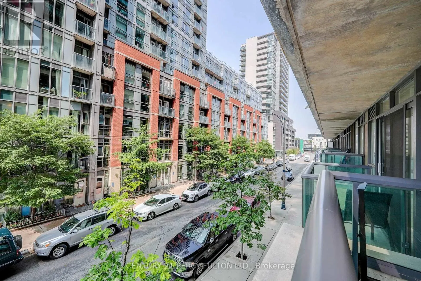 209W - 36 LISGAR STREET