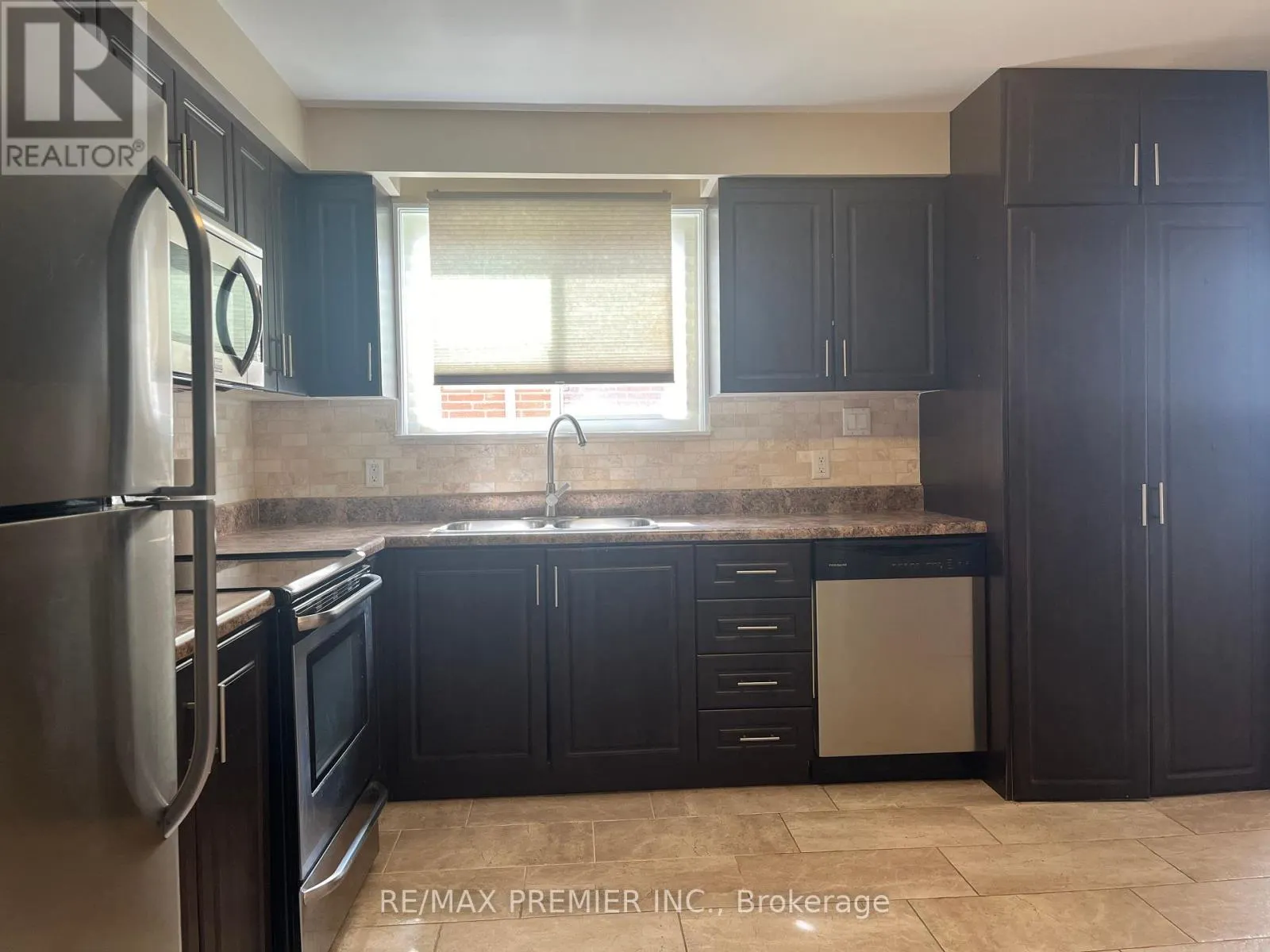 MAIN - 82 ANGUS DRIVE