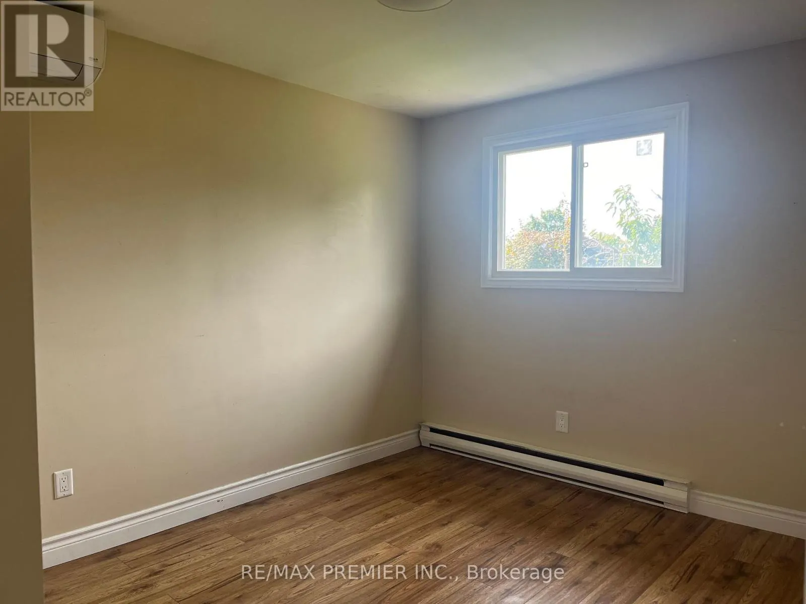 MAIN - 82 ANGUS DRIVE