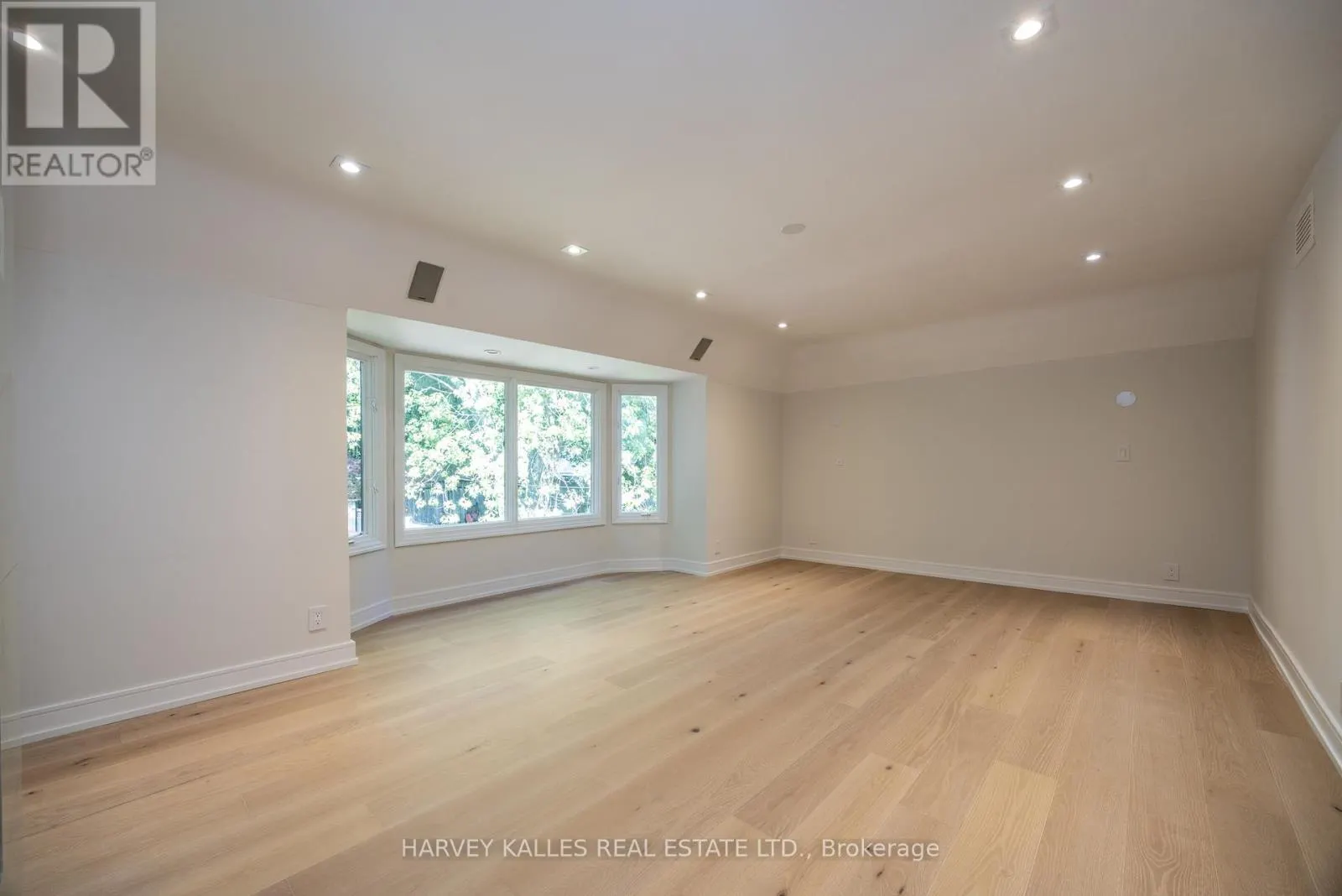 354 BESSBOROUGH DRIVE