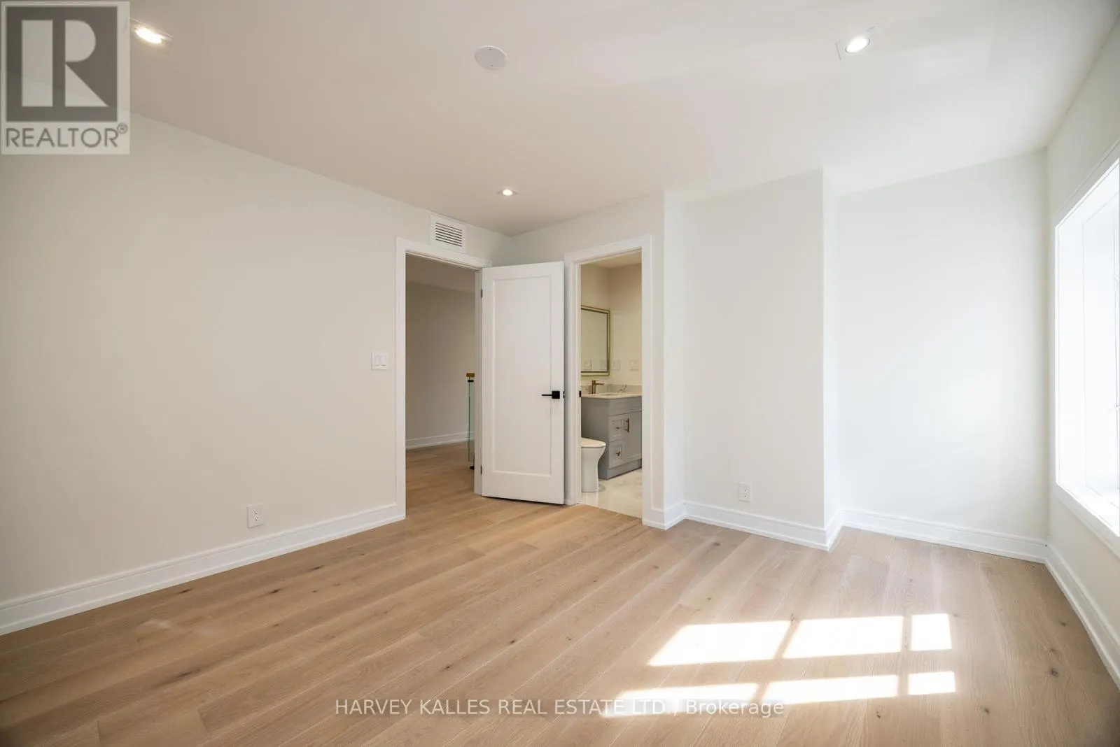 354 BESSBOROUGH DRIVE