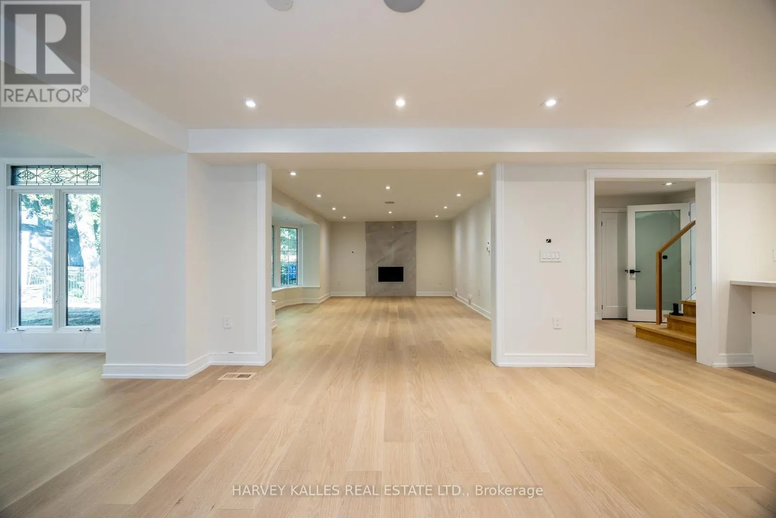 354 BESSBOROUGH DRIVE