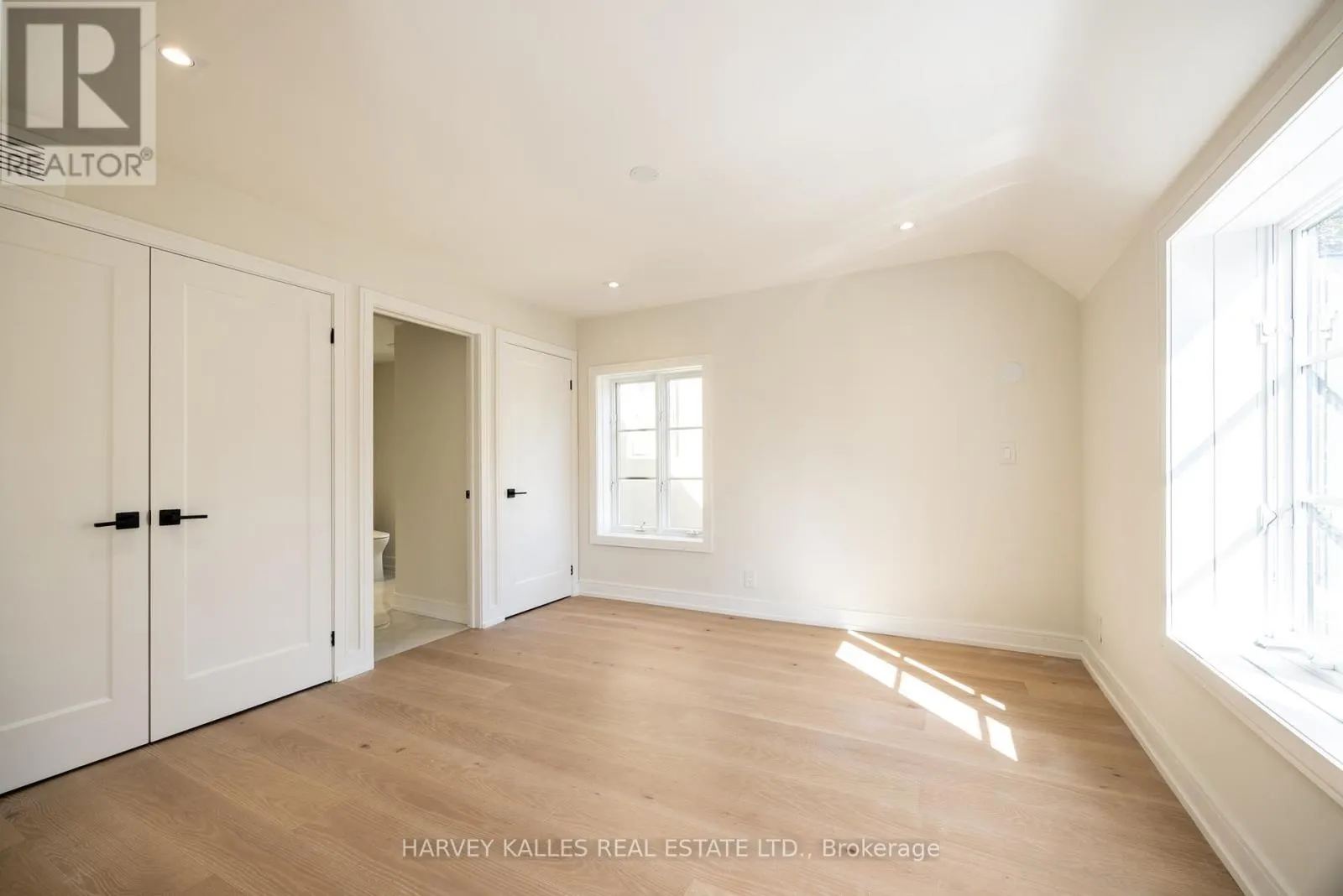 354 BESSBOROUGH DRIVE