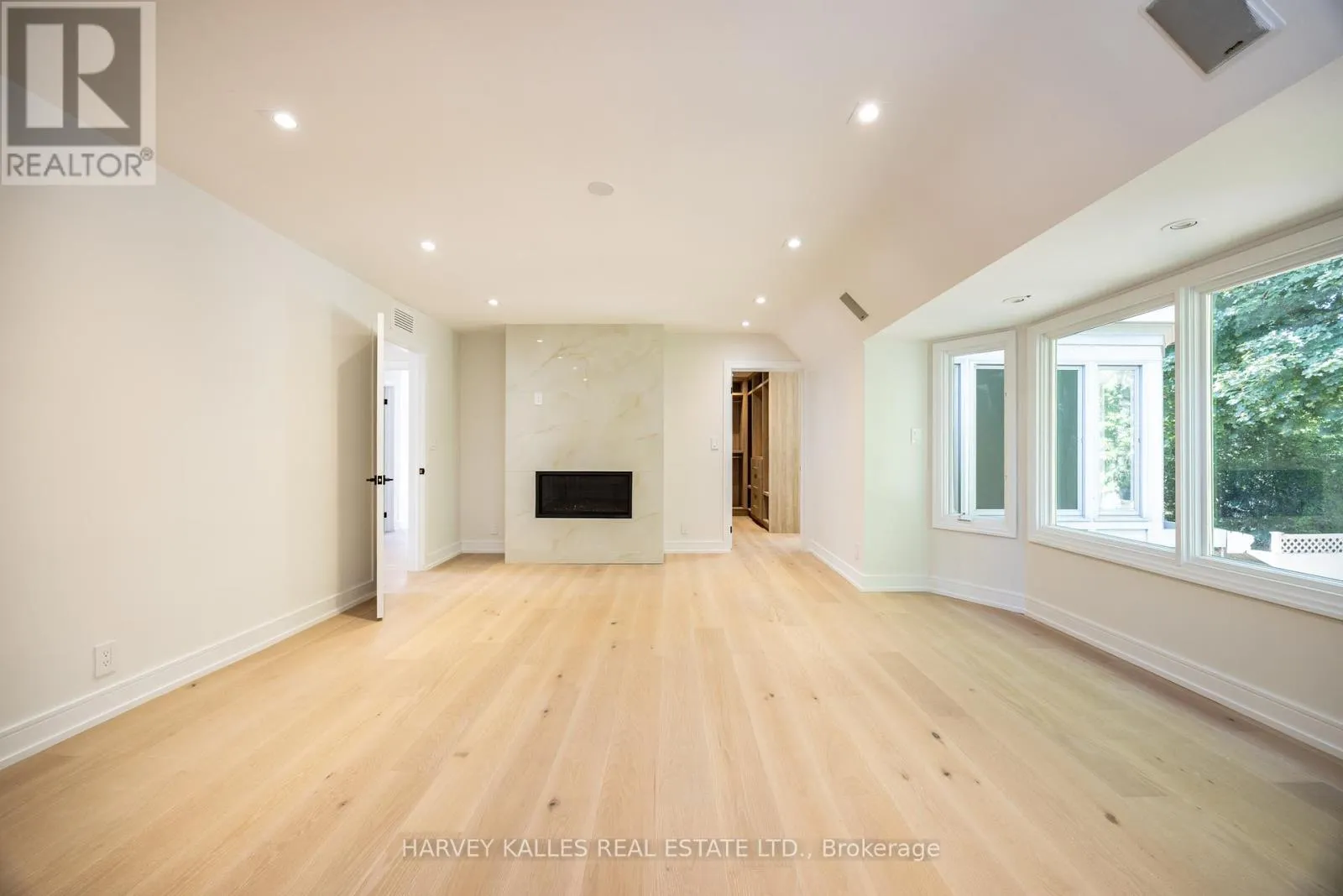 354 BESSBOROUGH DRIVE