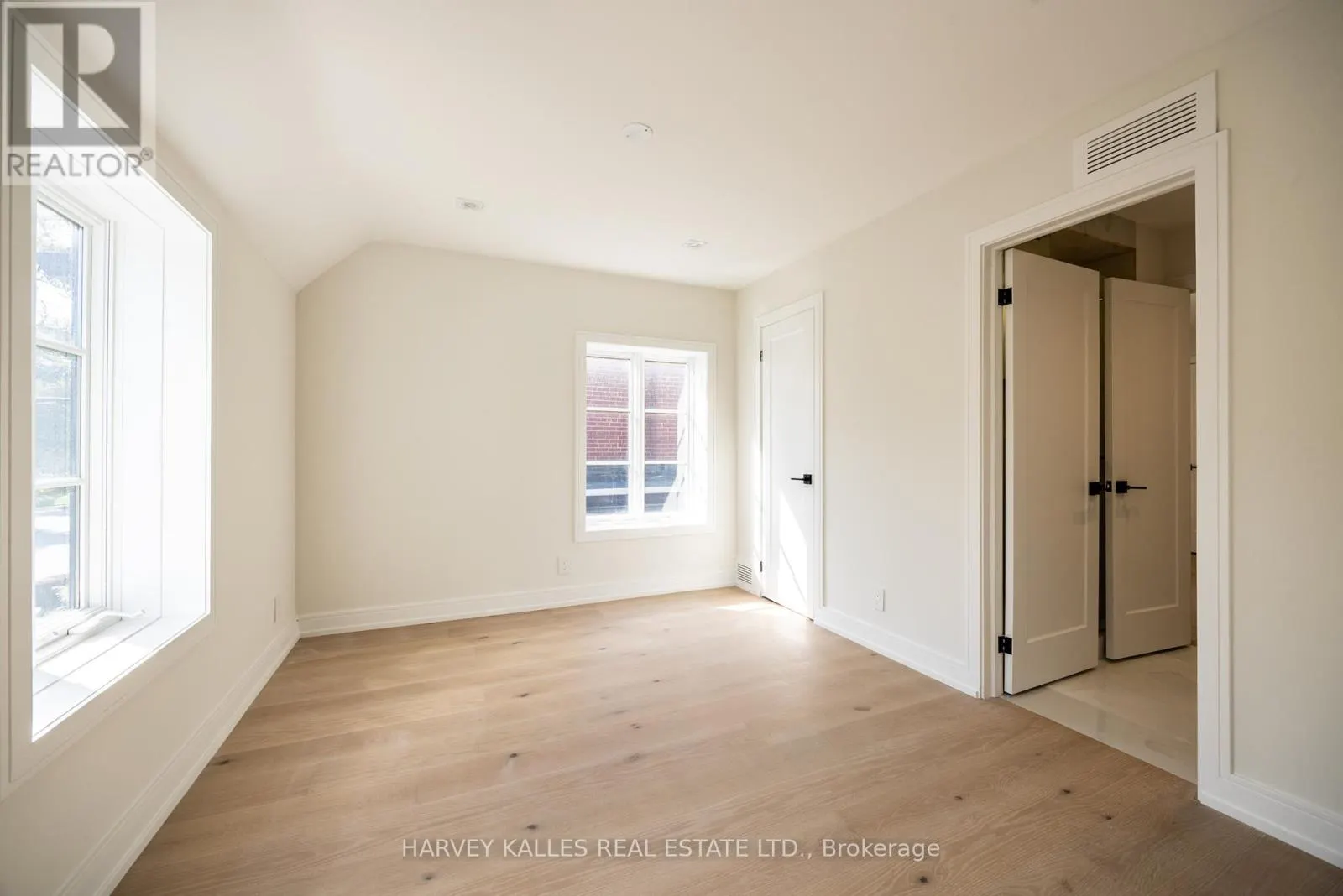 354 BESSBOROUGH DRIVE