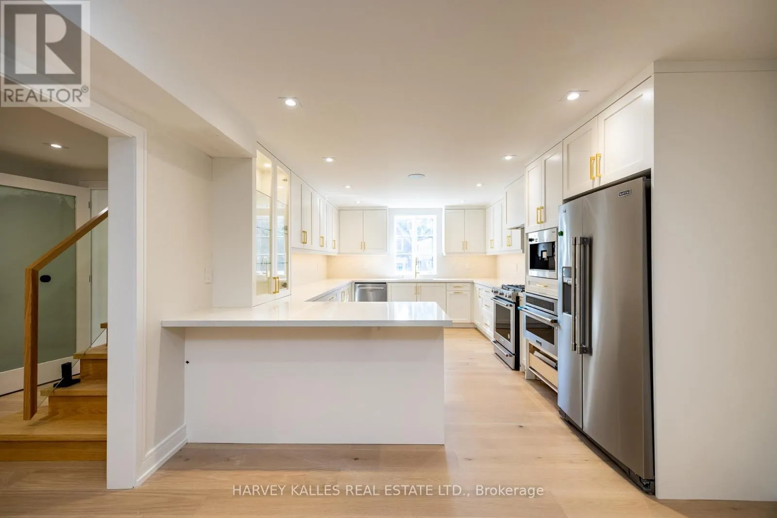 354 BESSBOROUGH DRIVE