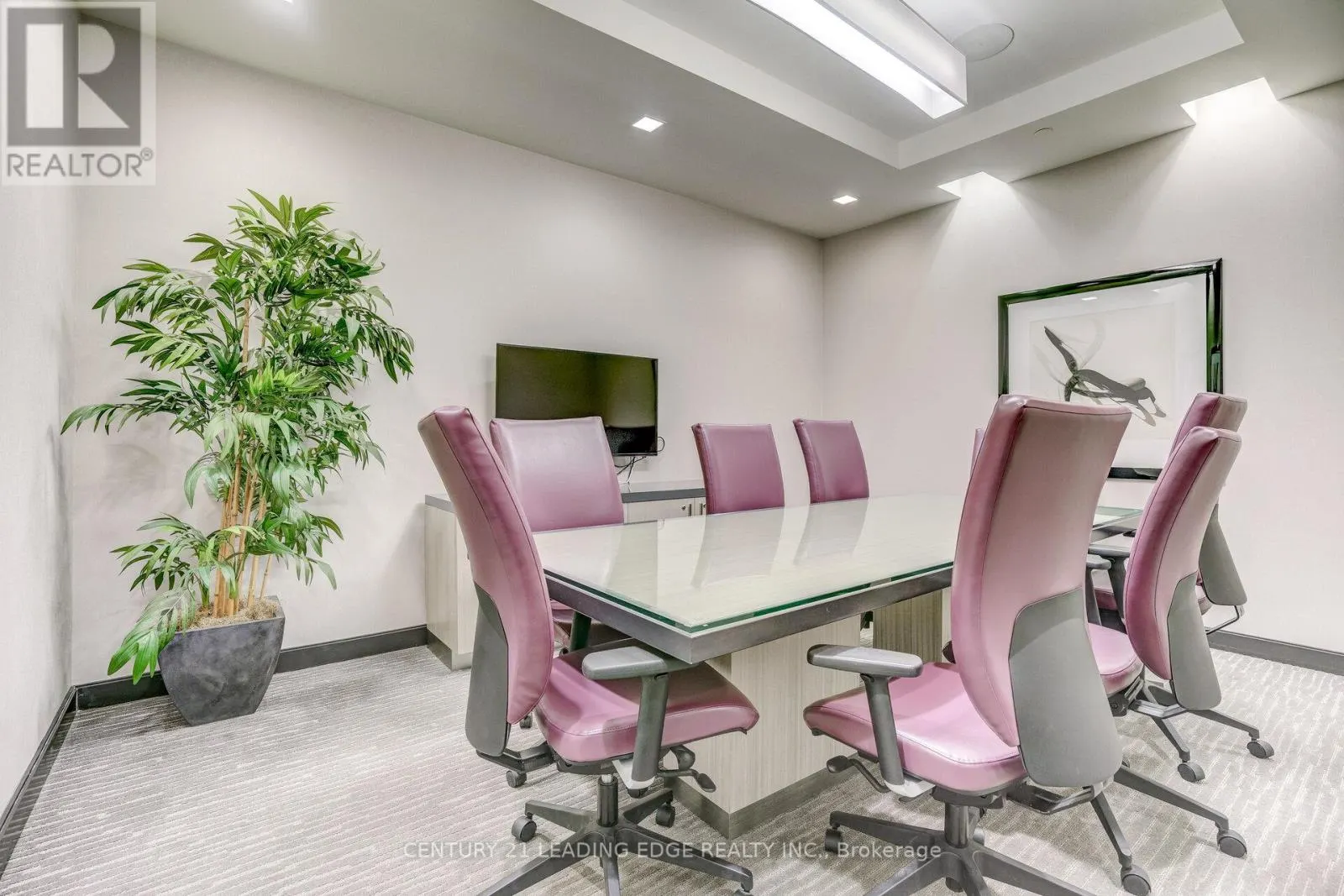 PH05 - 18 GRAYDON HALL DRIVE