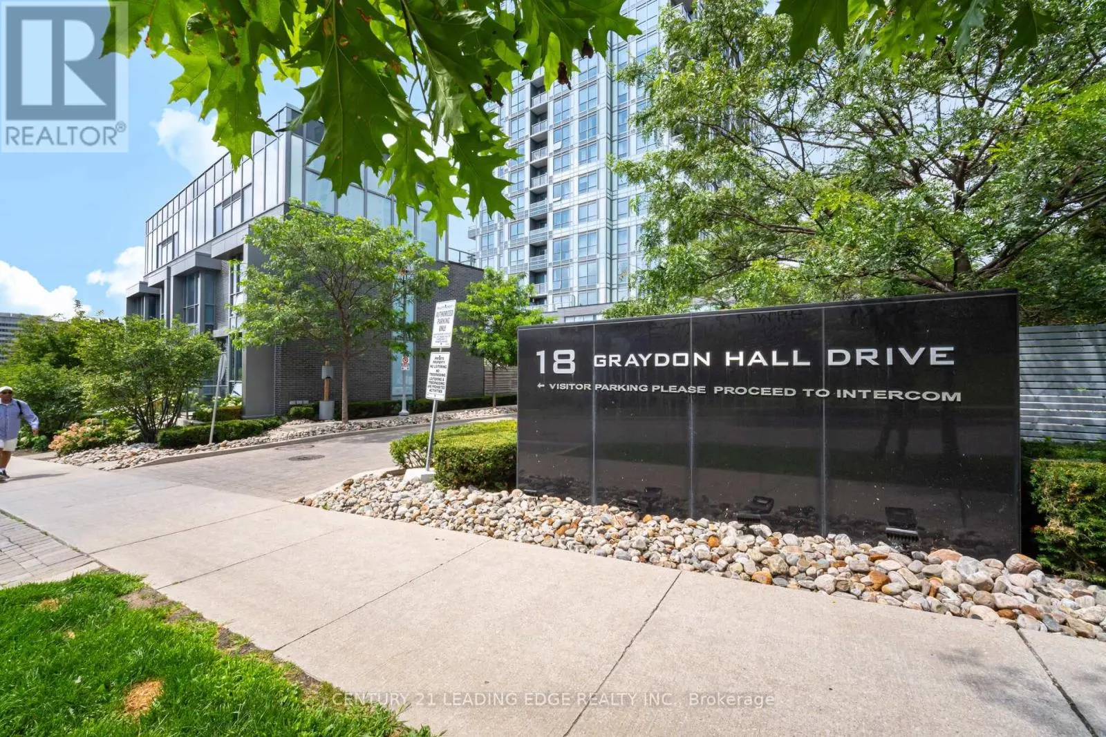 PH05 - 18 GRAYDON HALL DRIVE