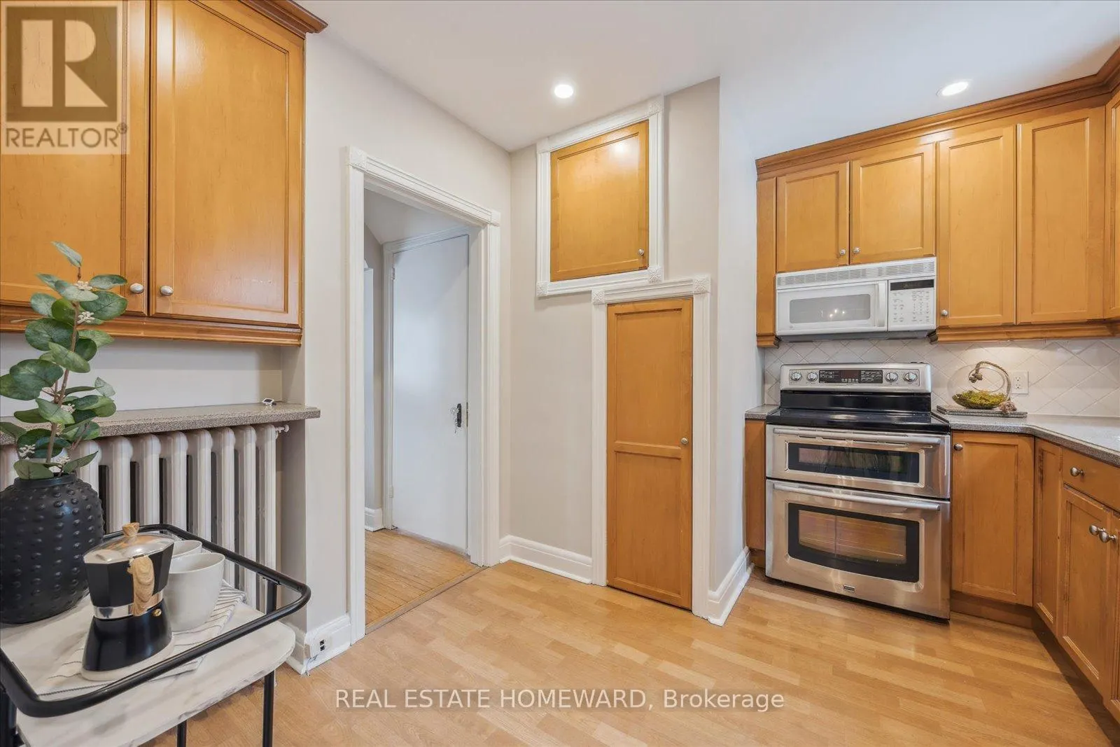 51 EDGECOMBE AVENUE