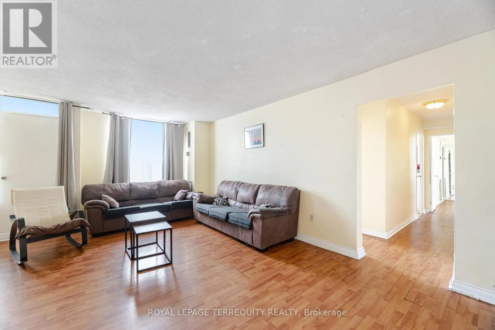 904 - 5 SHADY GOLFWAY