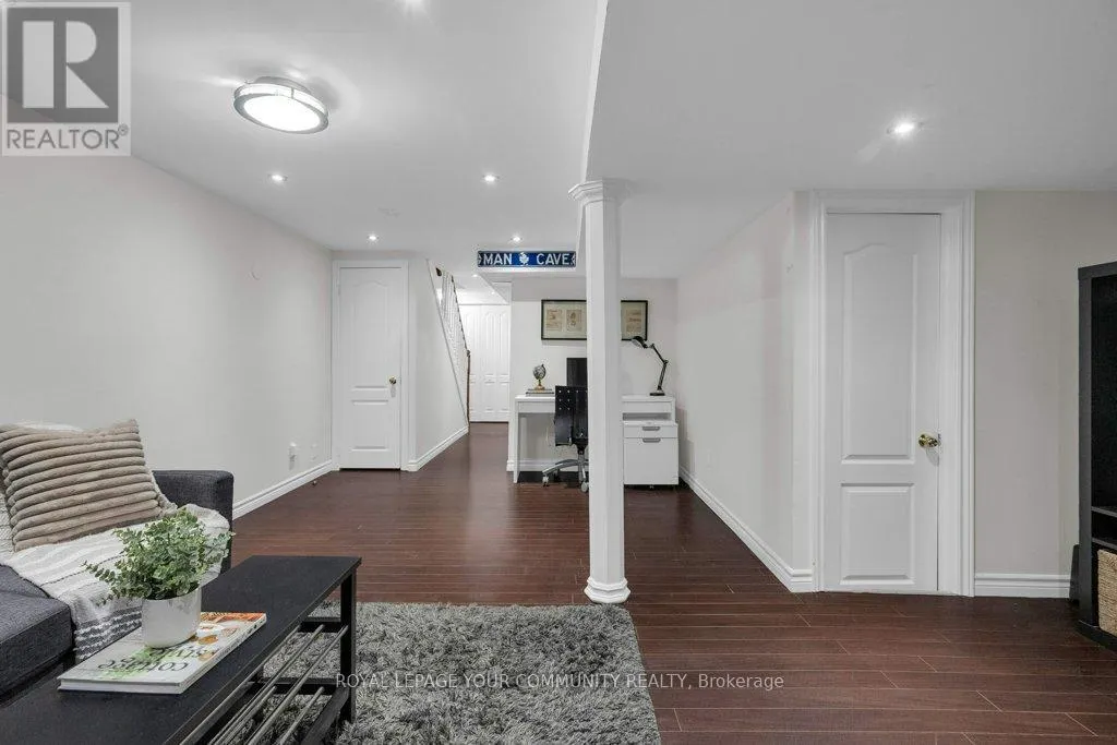 39 PEPPER VINEWAY