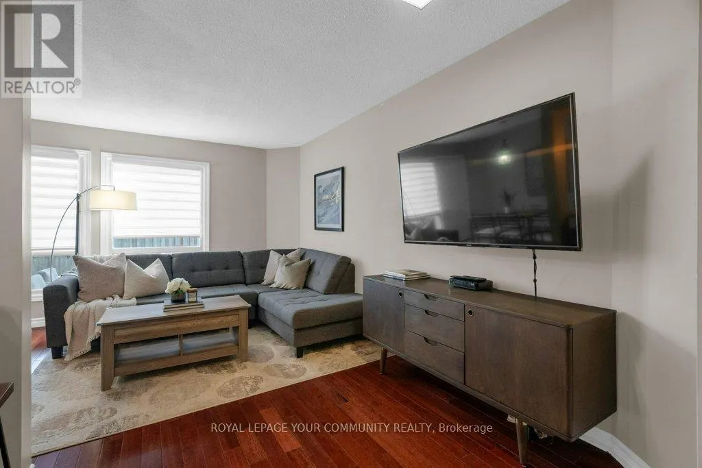 39 PEPPER VINEWAY