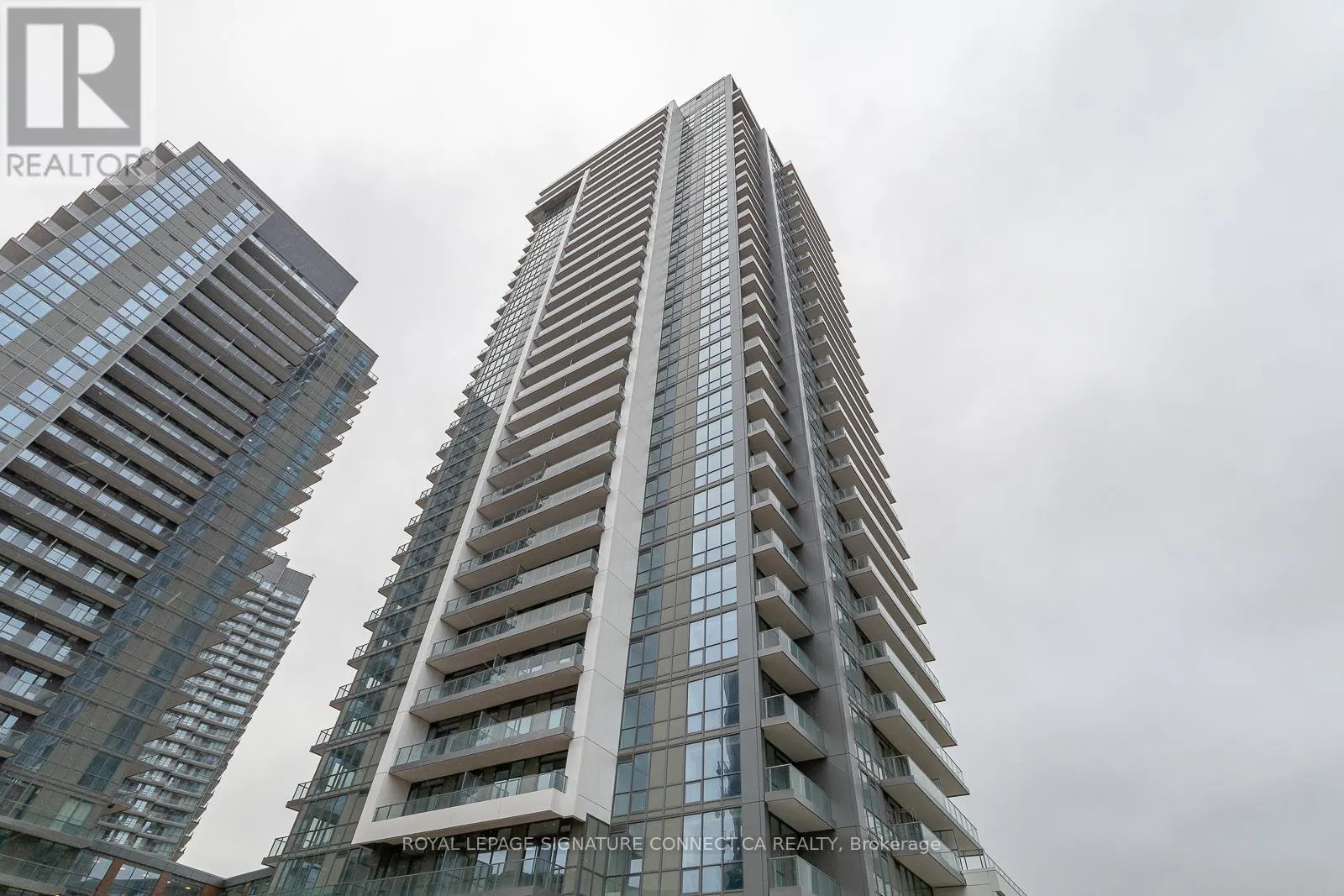 605 - 32 FOREST MANOR ROAD