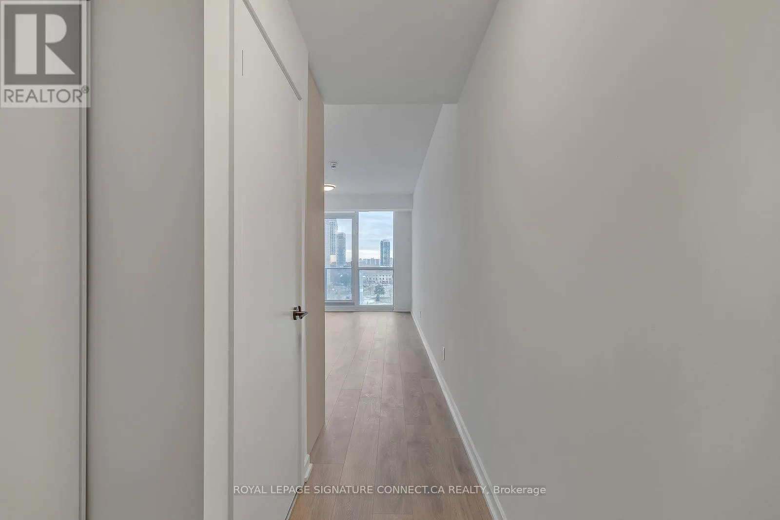 605 - 32 FOREST MANOR ROAD