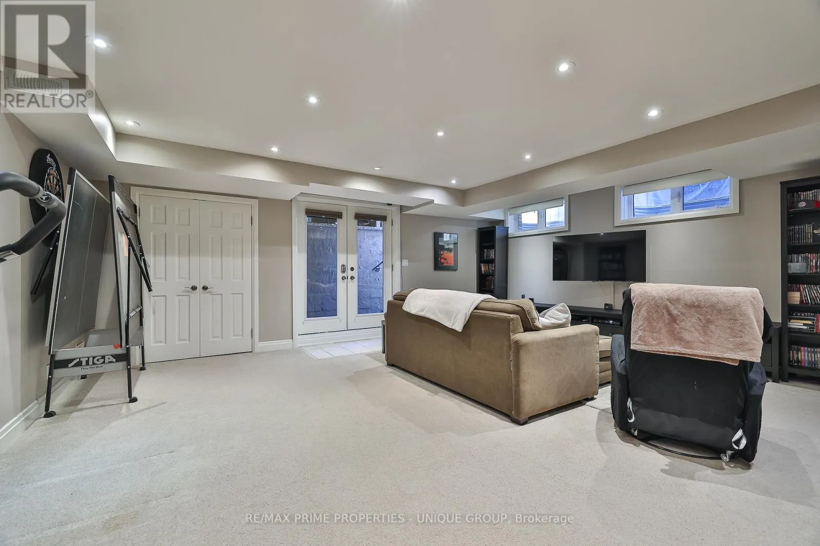 4 TANAGER AVENUE