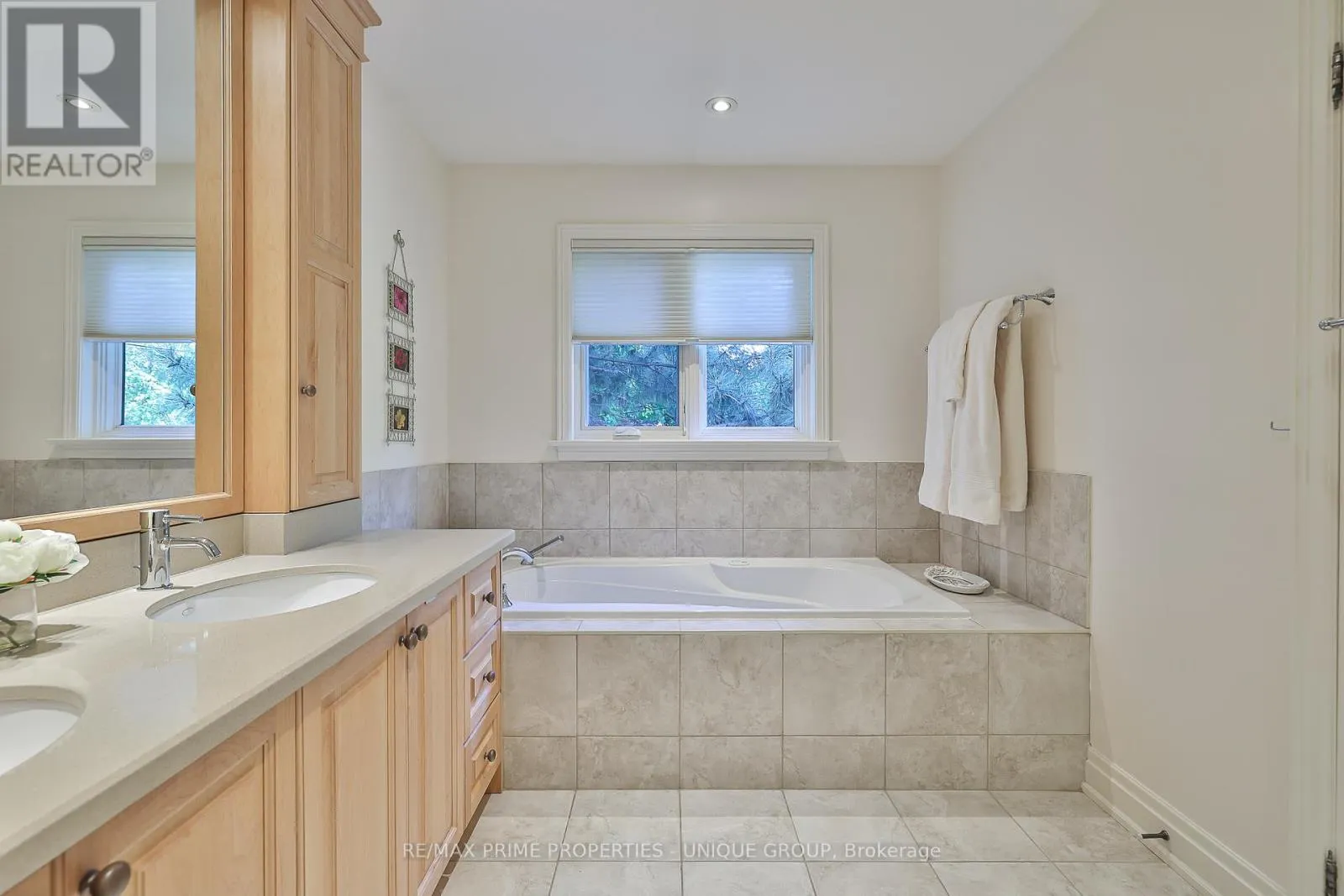 4 TANAGER AVENUE
