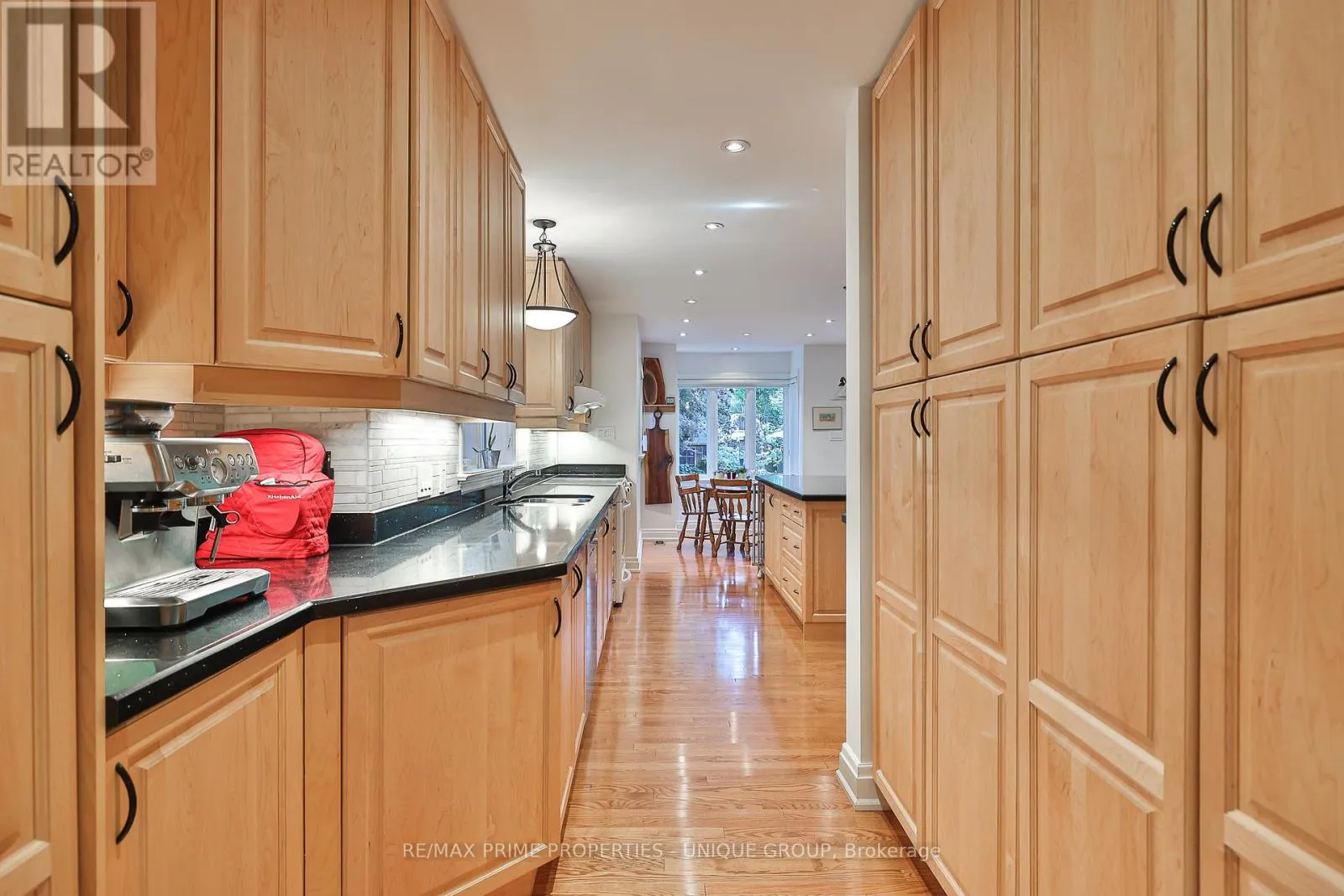 4 TANAGER AVENUE