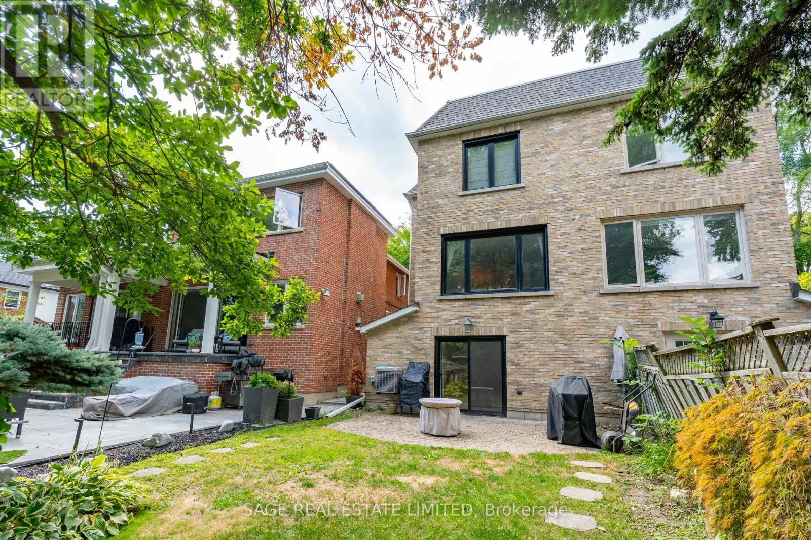 261 JEDBURGH ROAD