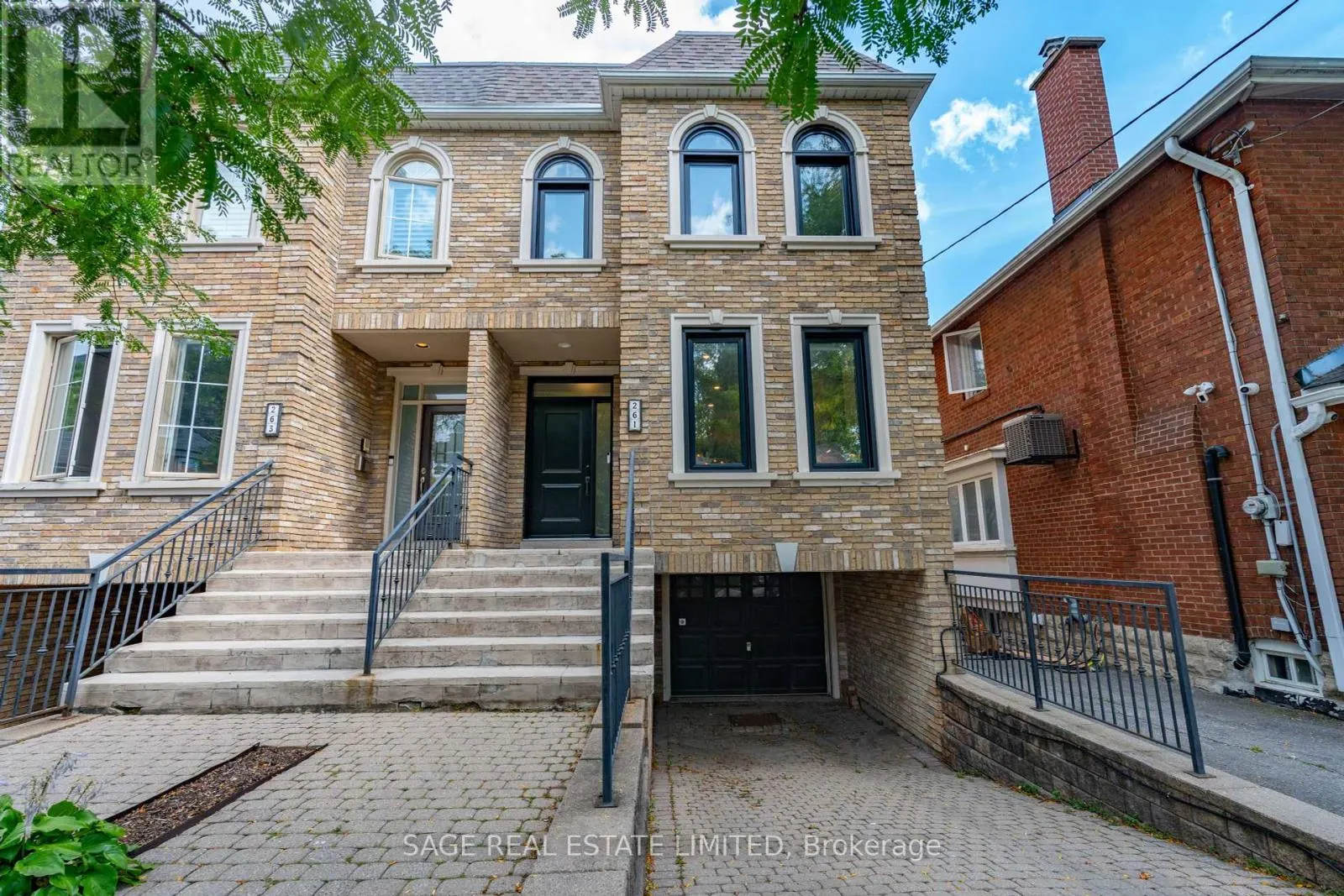 261 JEDBURGH ROAD