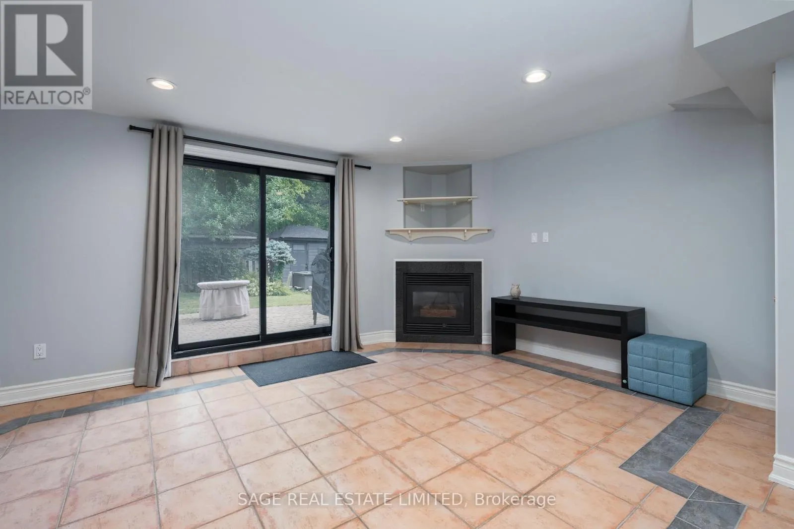 261 JEDBURGH ROAD