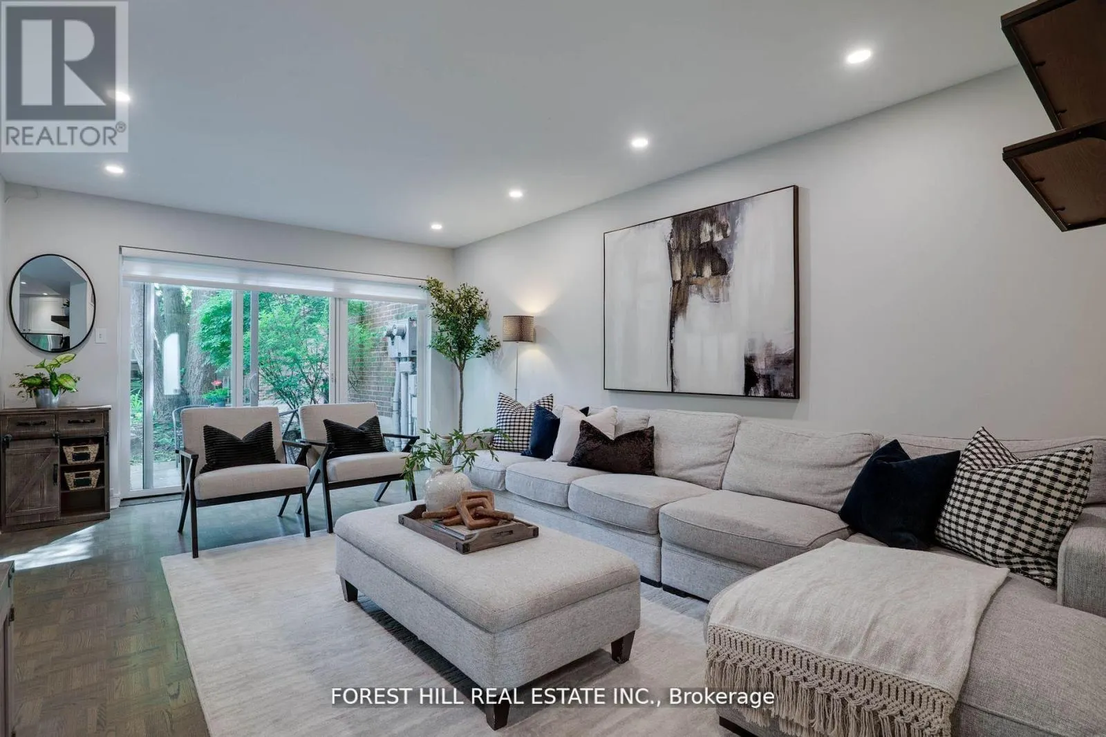 11 SCENIC MILL WAY