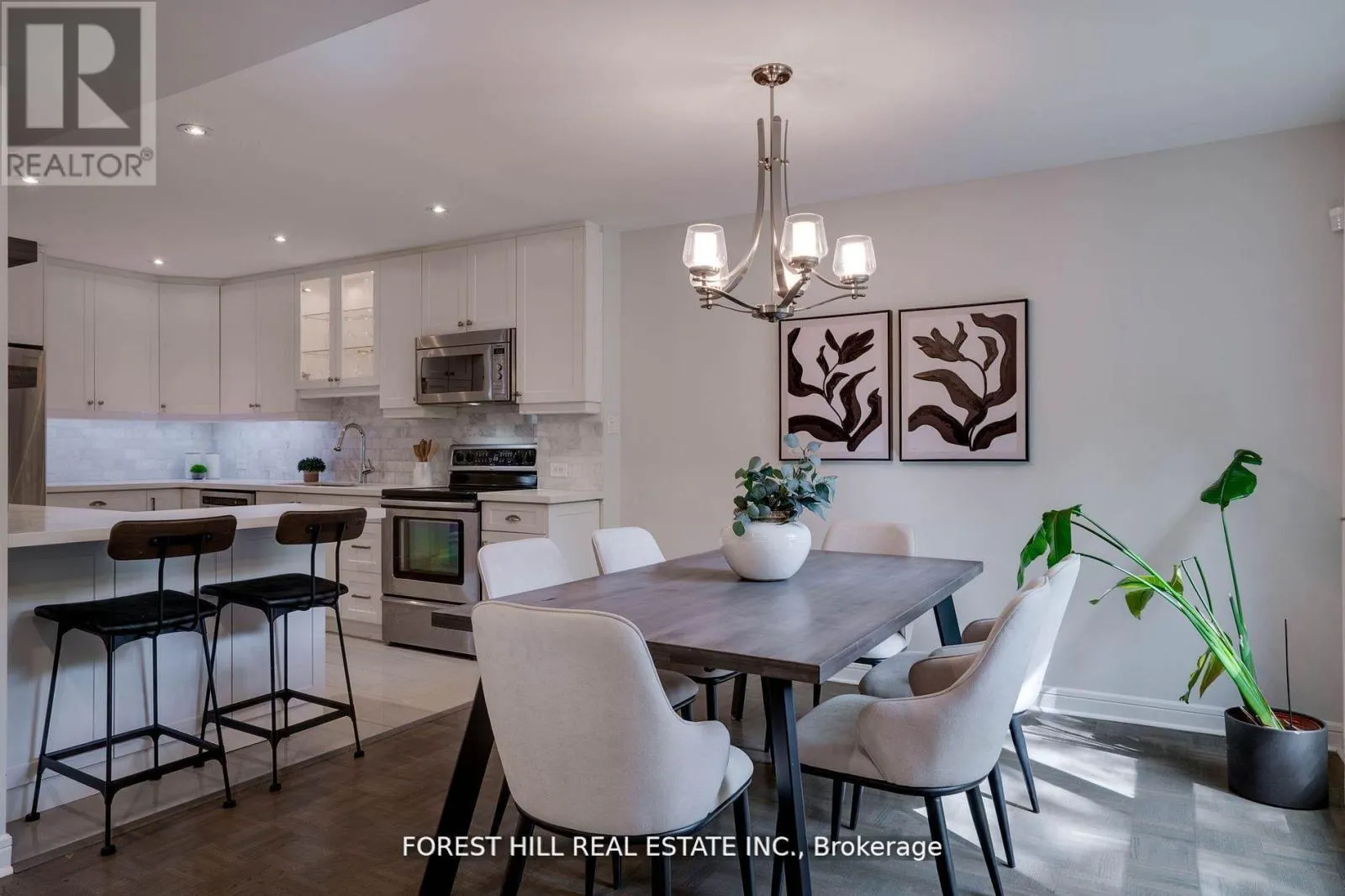 11 SCENIC MILL WAY