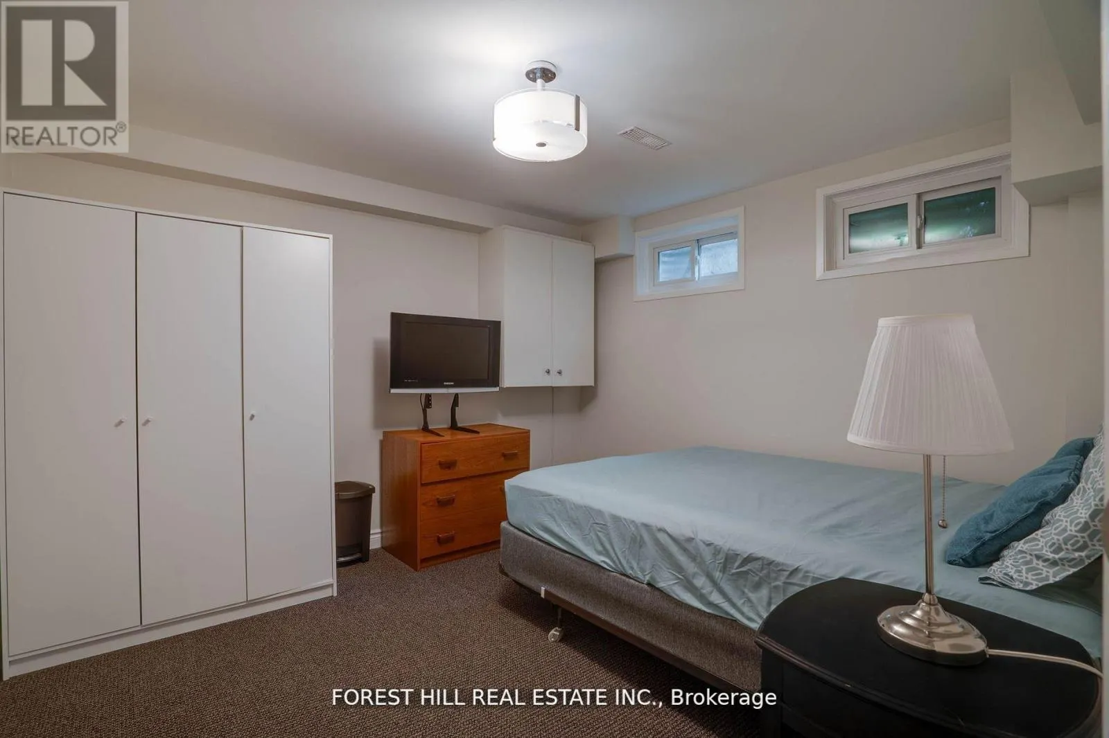 11 SCENIC MILL WAY