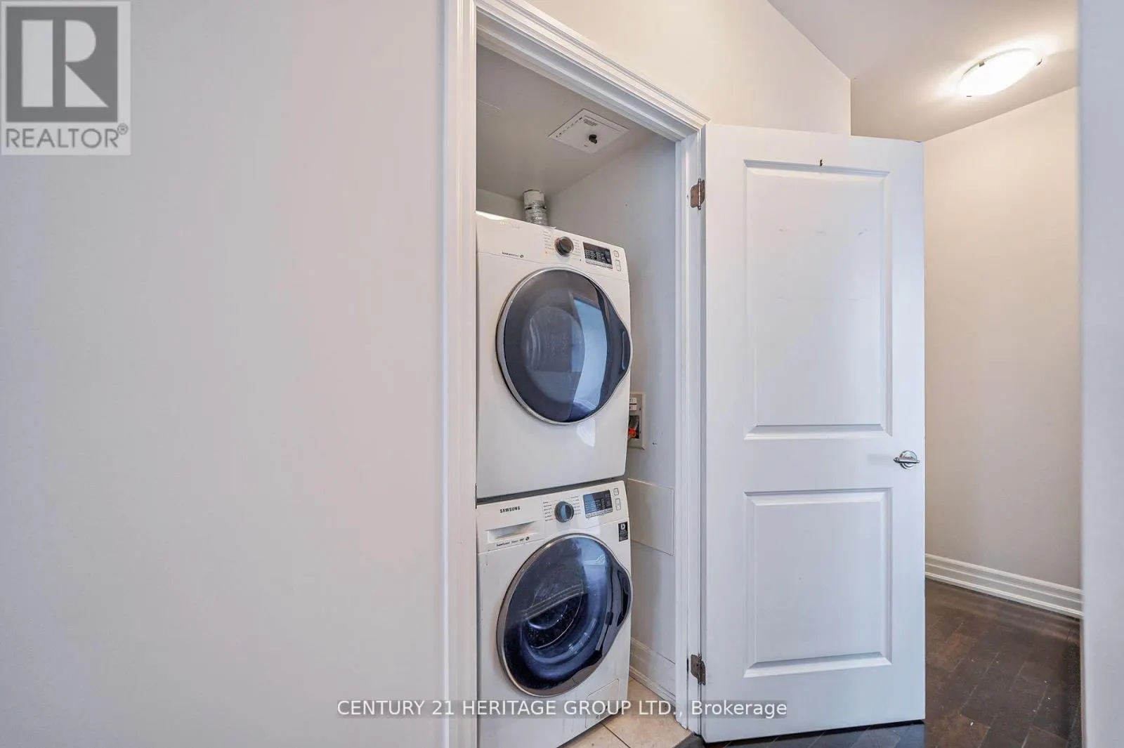 501 - 23 REAN DRIVE