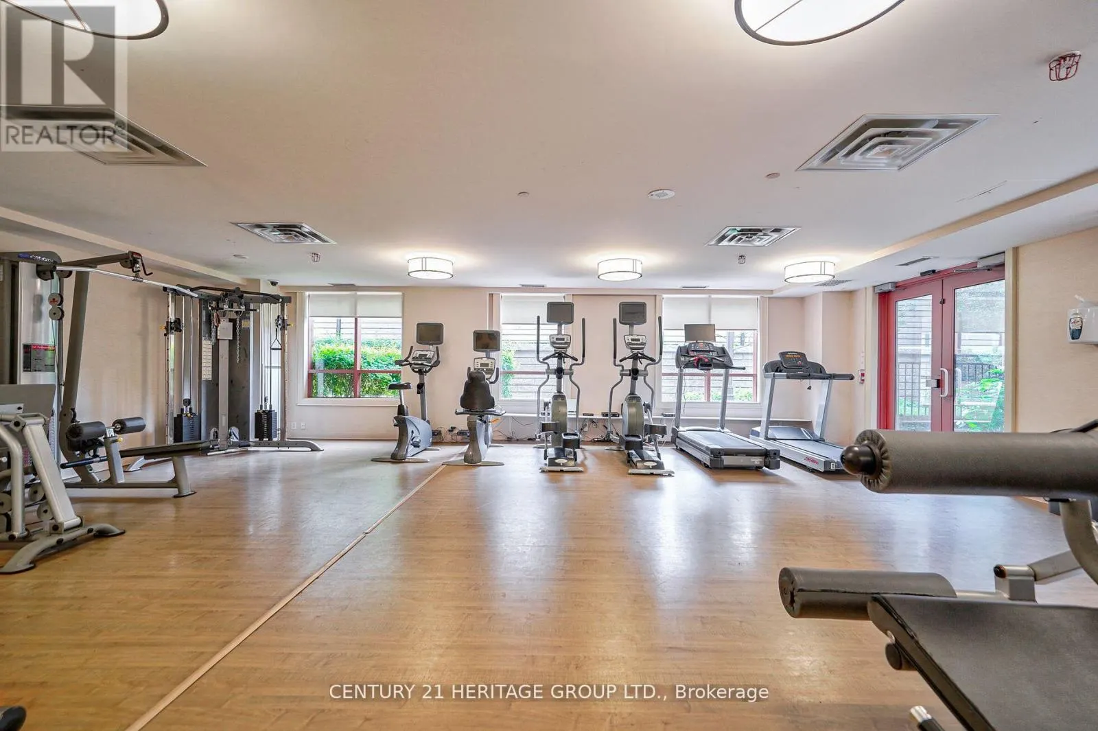 501 - 23 REAN DRIVE