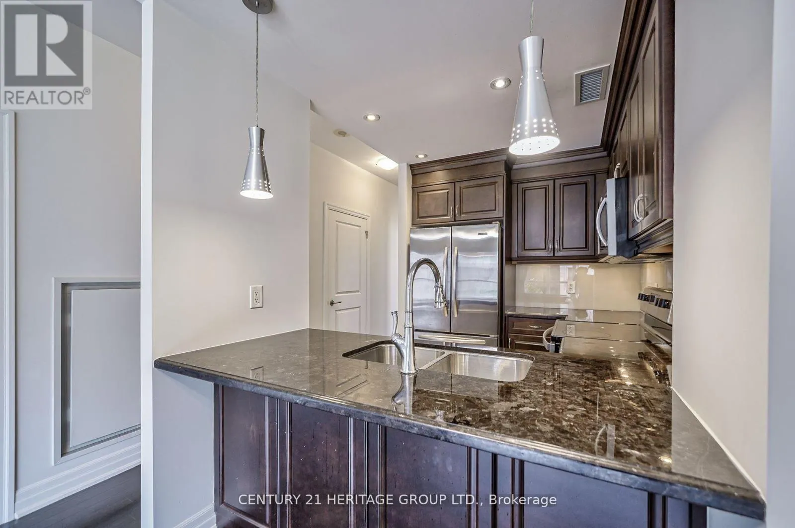 501 - 23 REAN DRIVE