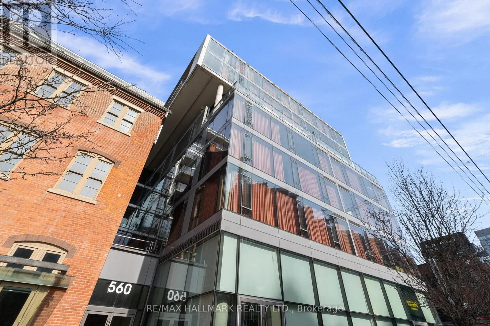 206 - 560 KING STREET W