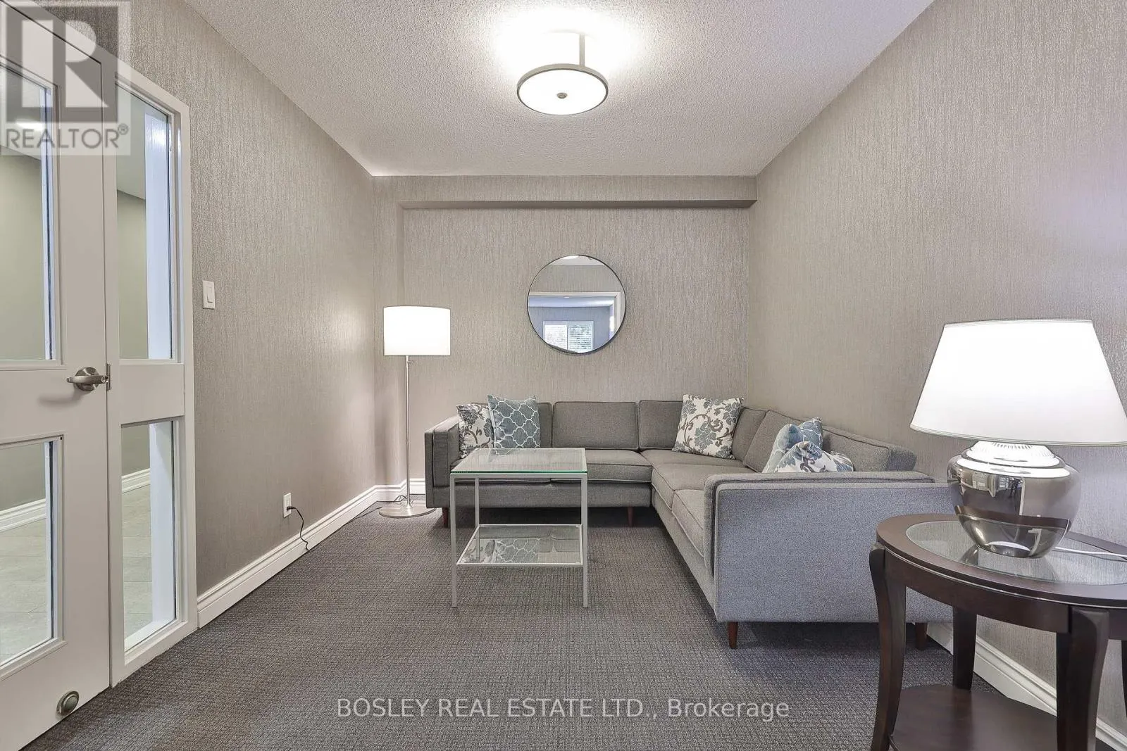 306 - 928 MILLWOOD ROAD