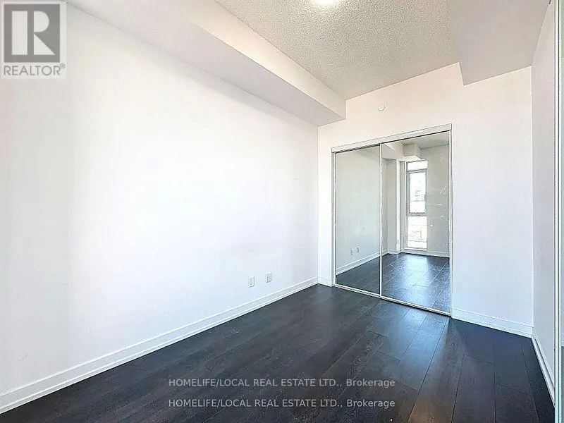 # 506 - 297 COLLEGE STREET