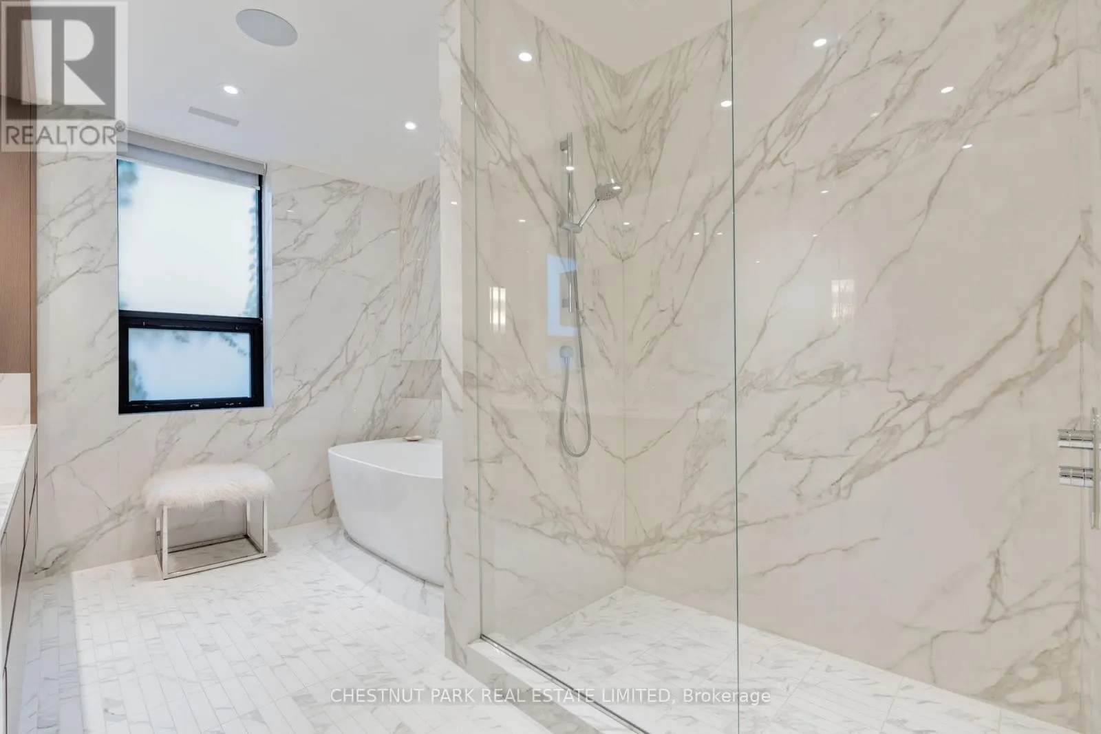 84 ORIOLE ROAD