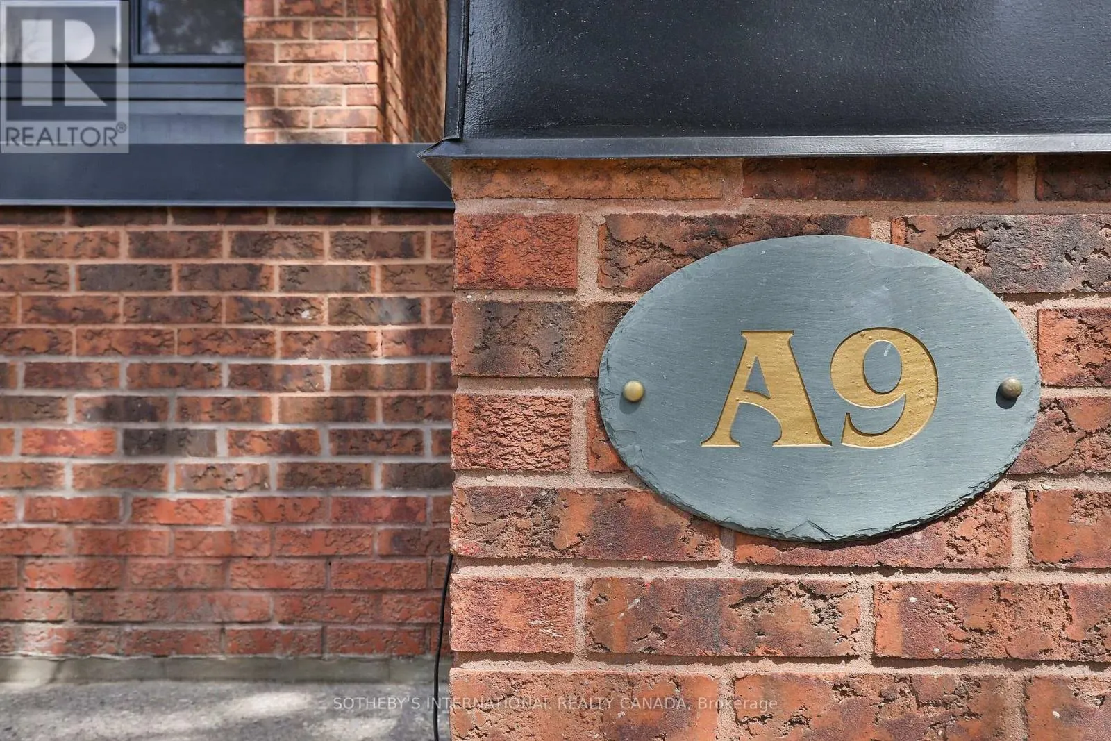 A9 - 142 PEARS AVENUE