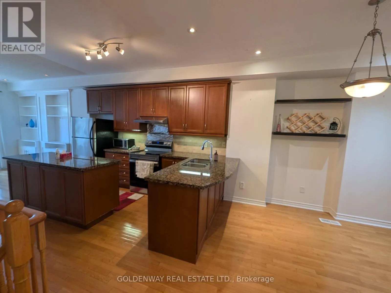 132A FINCH AVENUE W