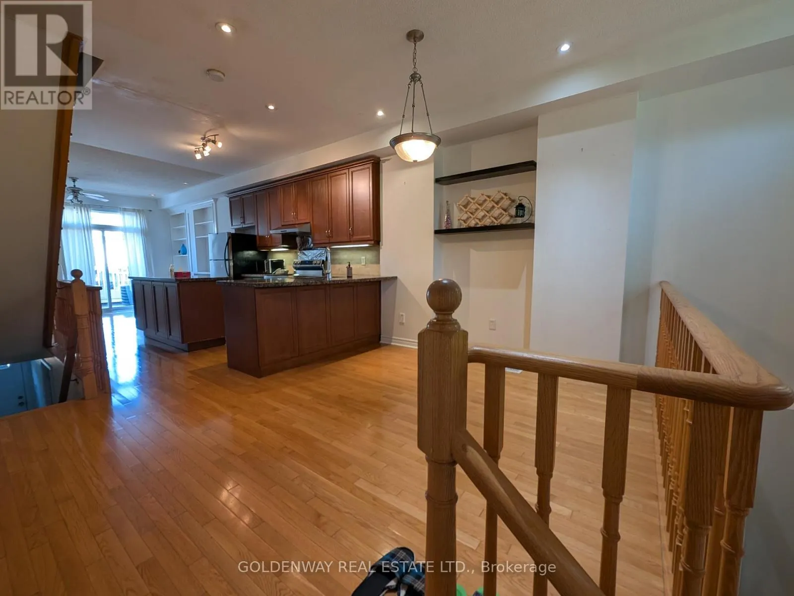 132A FINCH AVENUE W