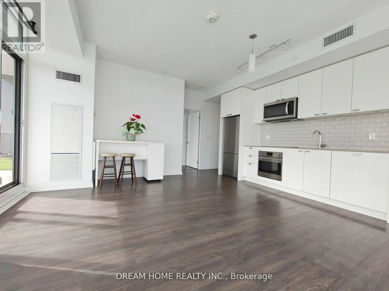 2102 - 56 FOREST MANOR ROAD