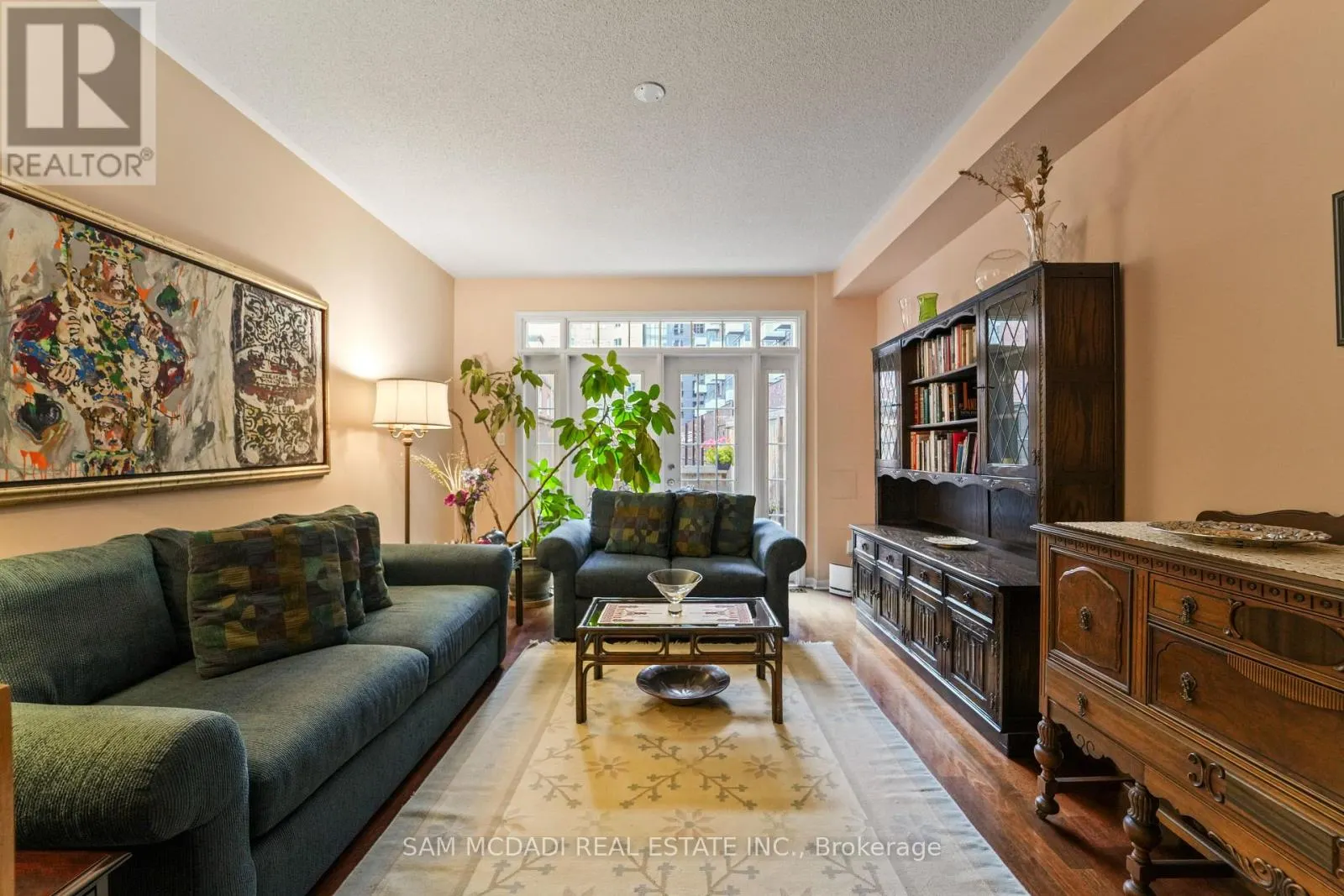 49 - 29 NIAGARA STREET
