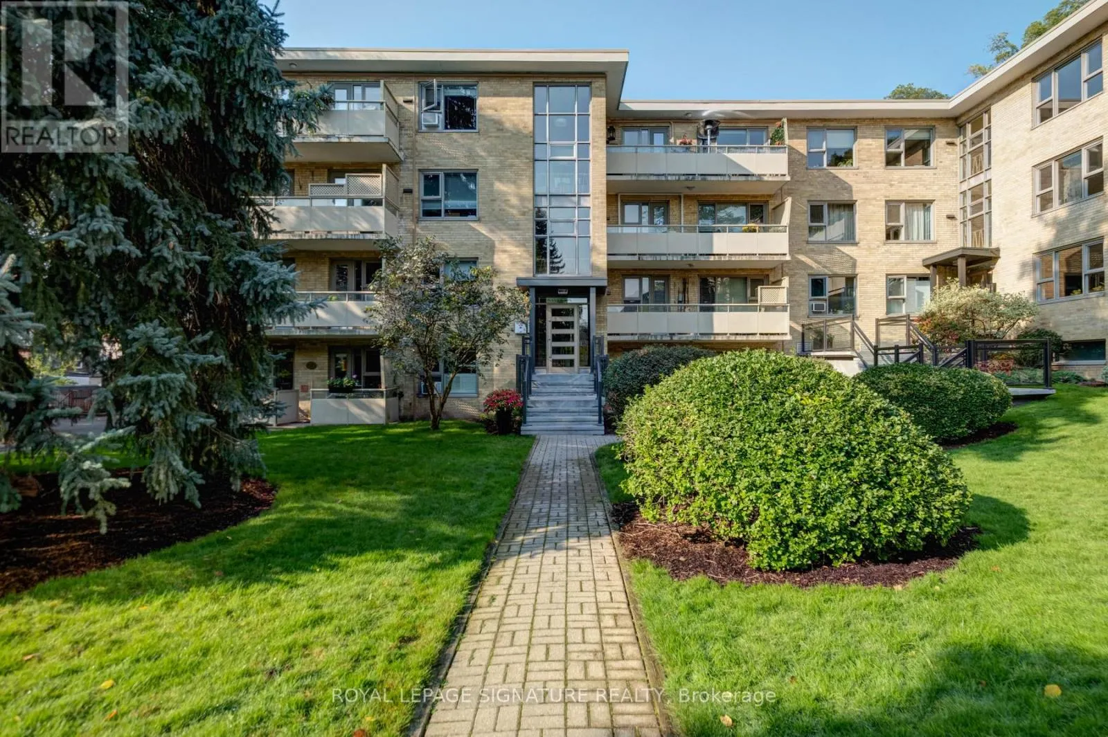 3 - 8 CORINTH GARDENS
