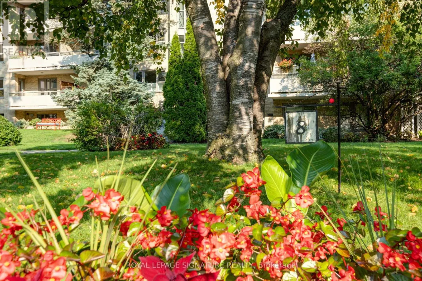 3 - 8 CORINTH GARDENS