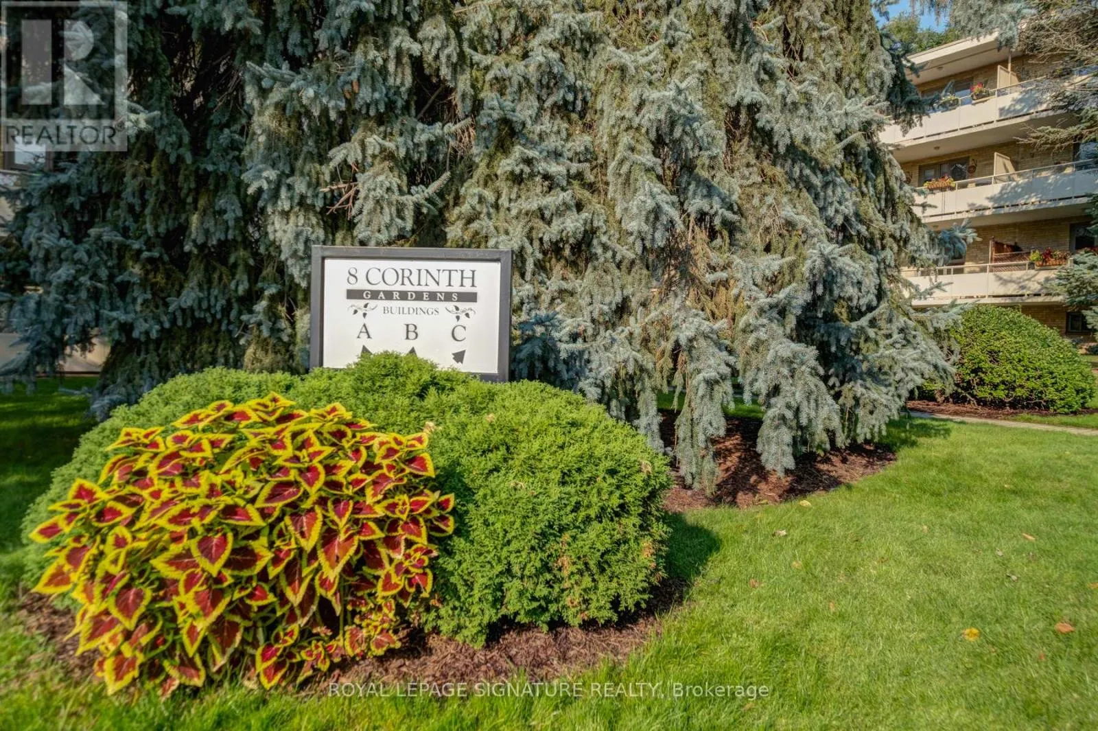 3 - 8 CORINTH GARDENS