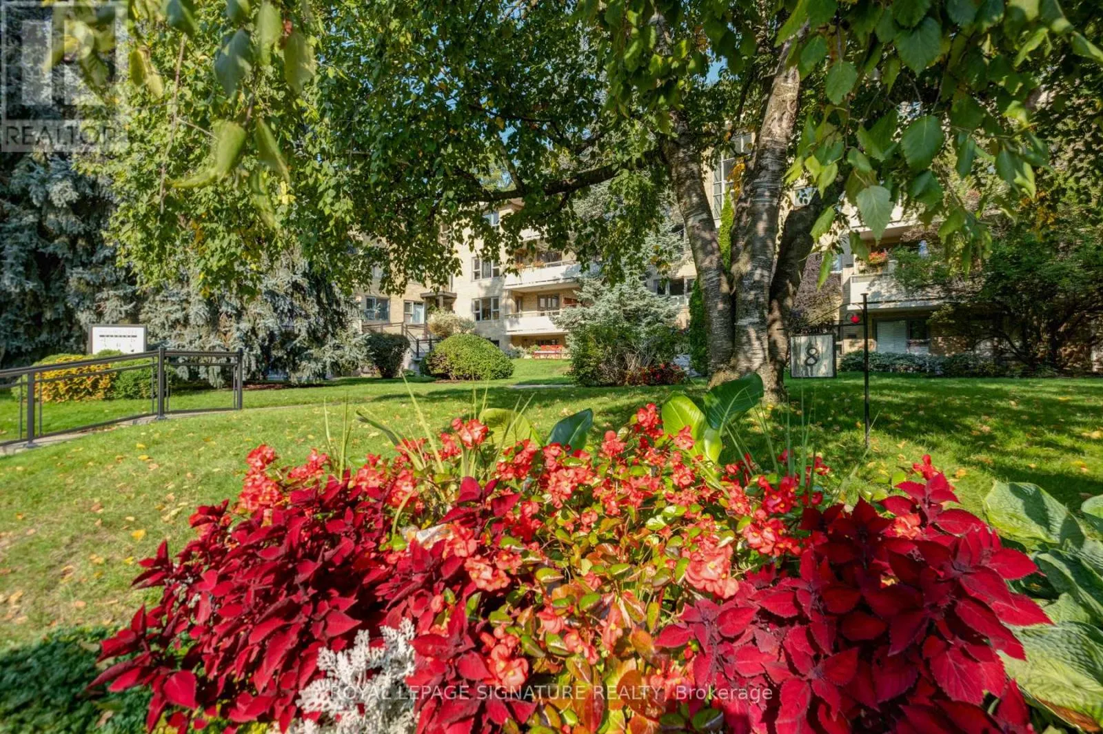 3 - 8 CORINTH GARDENS
